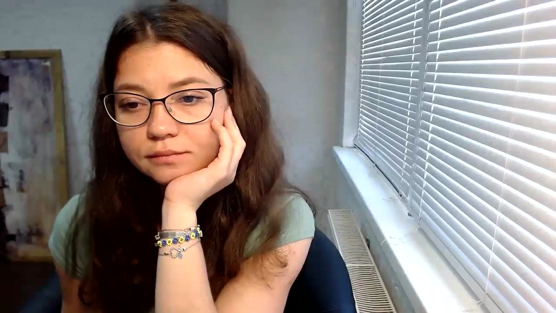 Gallery image thumbnail from SweetArinaA's myfreecams stream on, 09/27/2023, 08:27 image 19 of 20