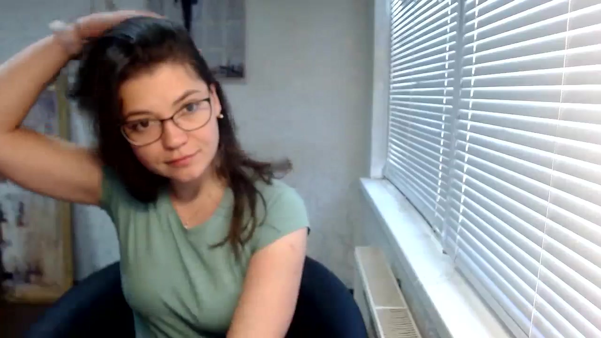 Gallery image thumbnail from SweetArinaA's myfreecams stream on, 09/27/2023, 10:19 image 5 of 20