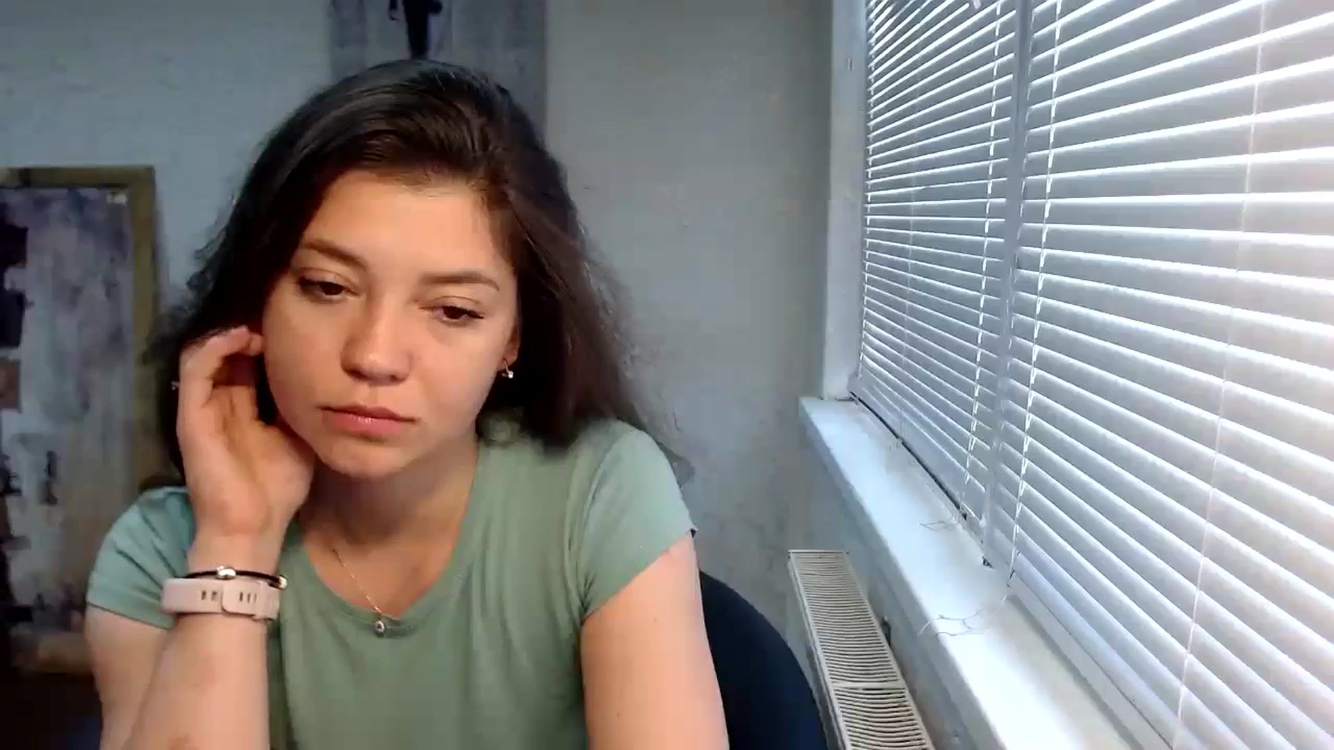 Gallery image thumbnail from SweetArinaA's myfreecams stream on, 09/27/2023, 10:31 image 10 of 20