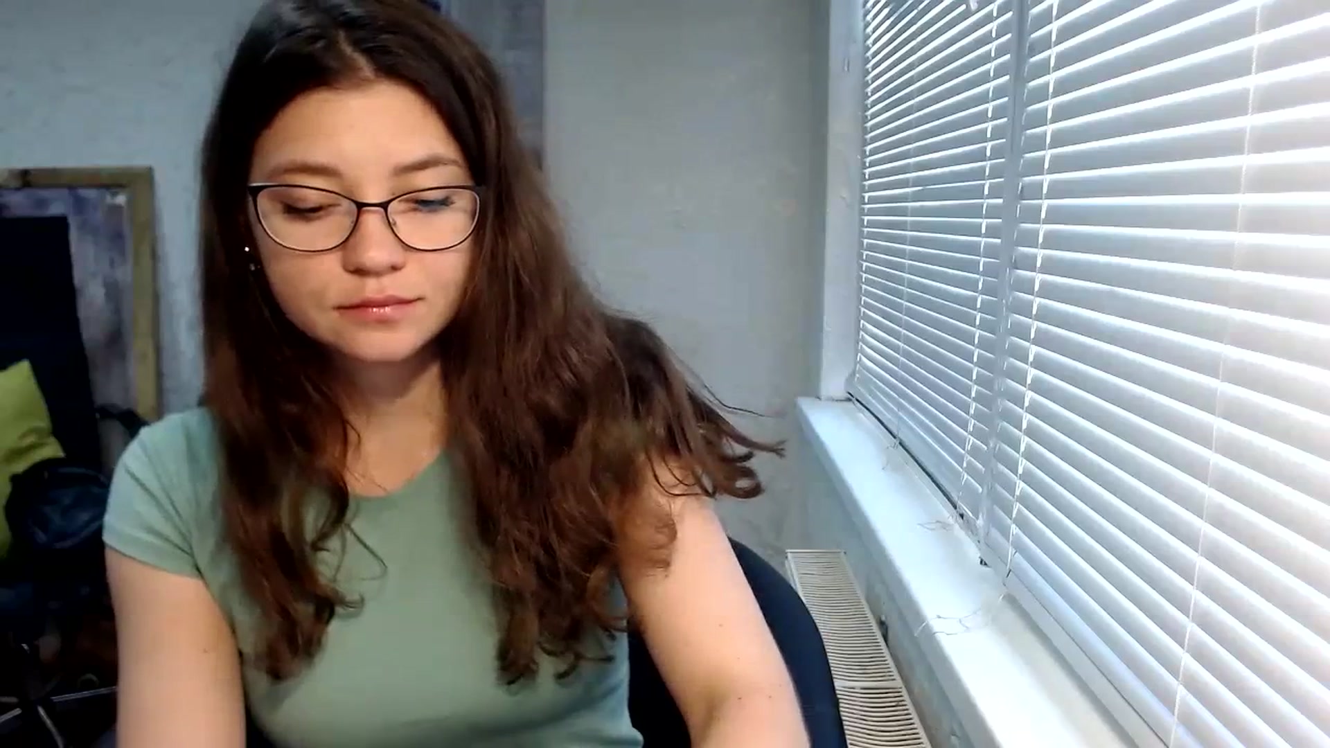 Gallery image thumbnail from SweetArinaA's myfreecams stream on, 09/27/2023, 11:22 image 14 of 20