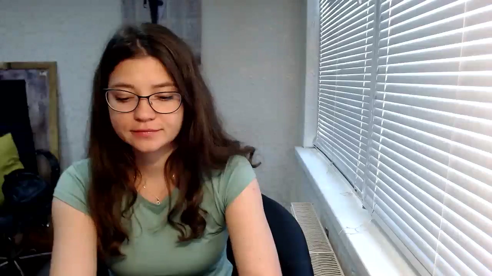 Gallery image thumbnail from SweetArinaA's myfreecams stream on, 09/27/2023, 11:22 image 15 of 20