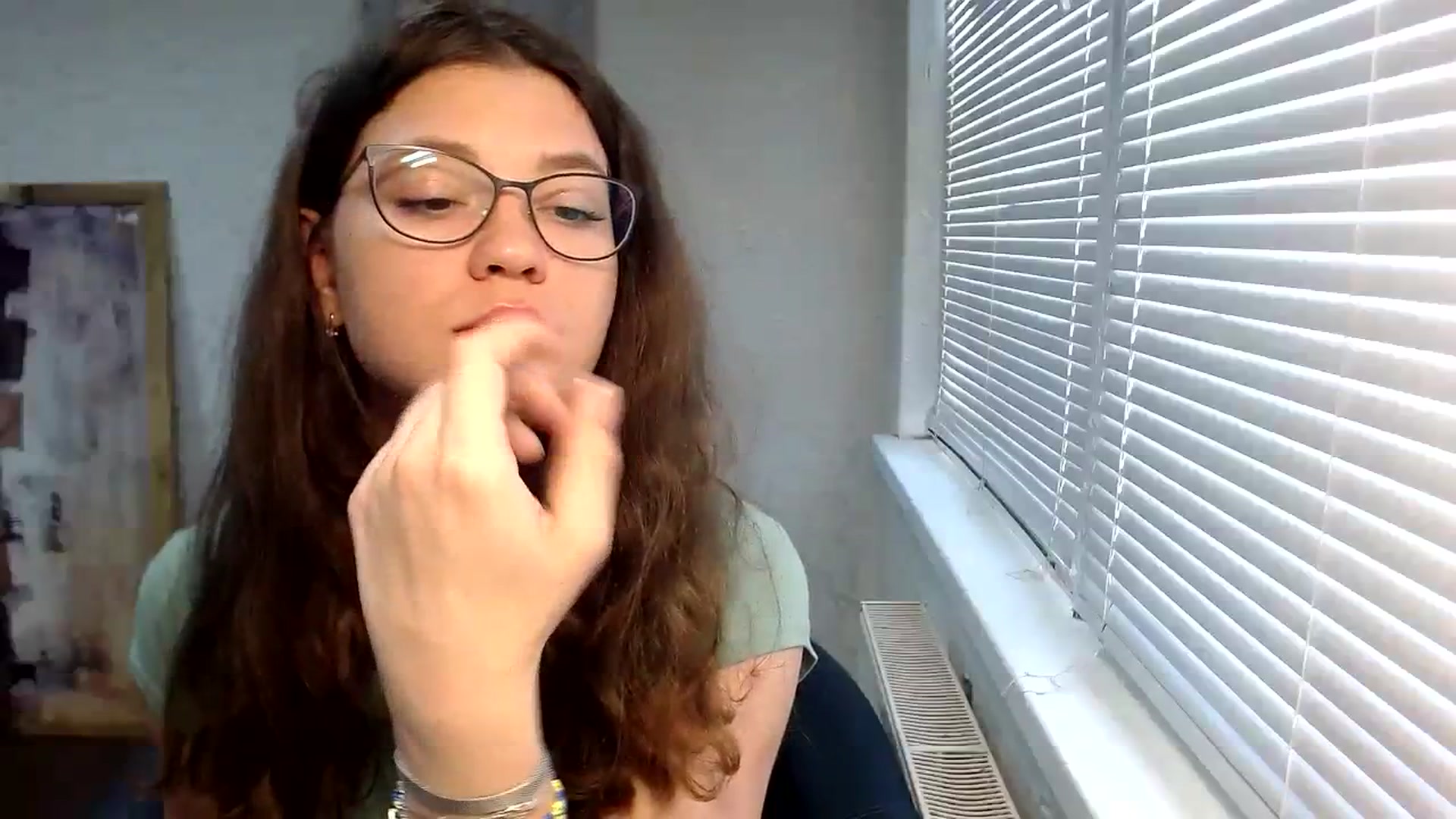 Gallery image thumbnail from SweetArinaA's myfreecams stream on, 09/27/2023, 11:22 image 9 of 20