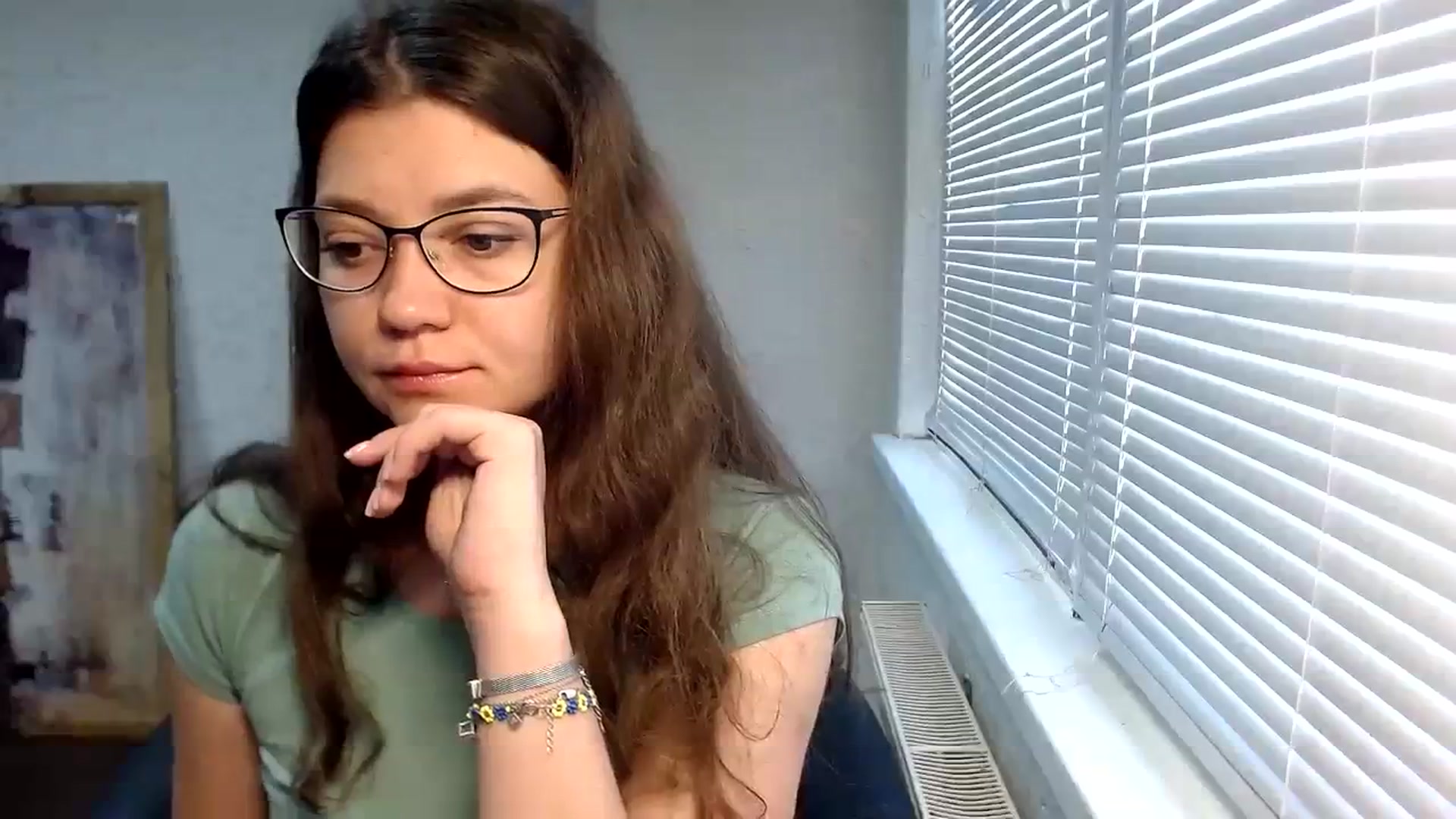 Gallery image thumbnail from SweetArinaA's myfreecams stream on, 09/27/2023, 11:22 image 11 of 20