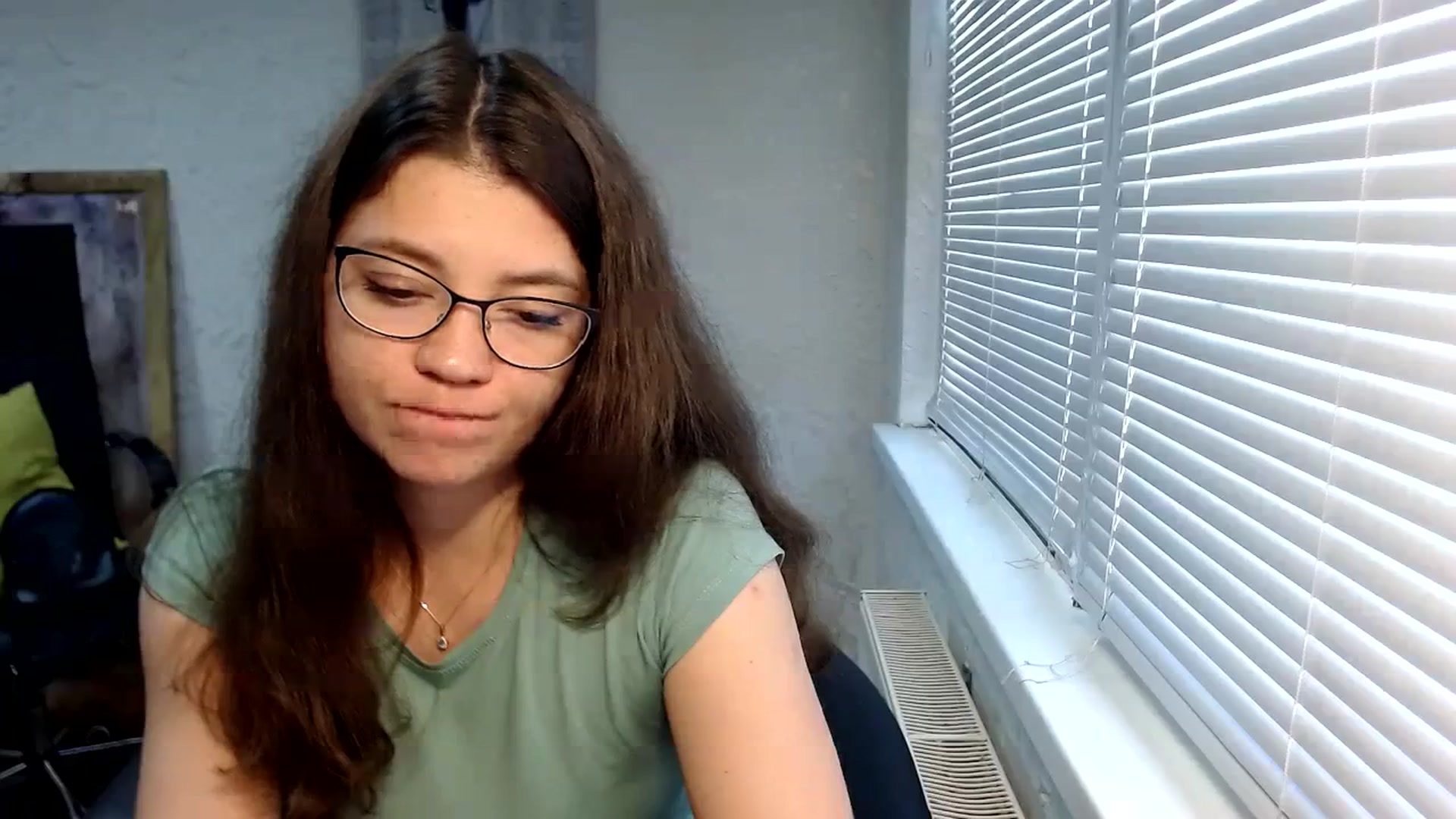 Gallery image thumbnail from SweetArinaA's myfreecams stream on, 09/27/2023, 12:28 image 10 of 20