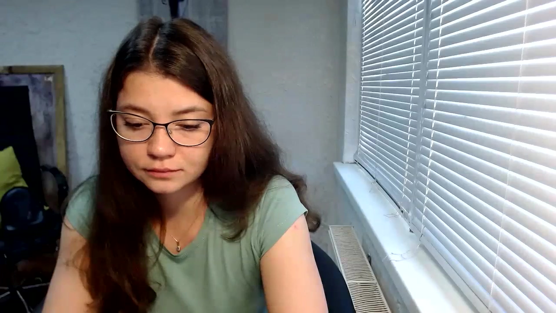 Gallery image thumbnail from SweetArinaA's myfreecams stream on, 09/27/2023, 12:28 image 6 of 20
