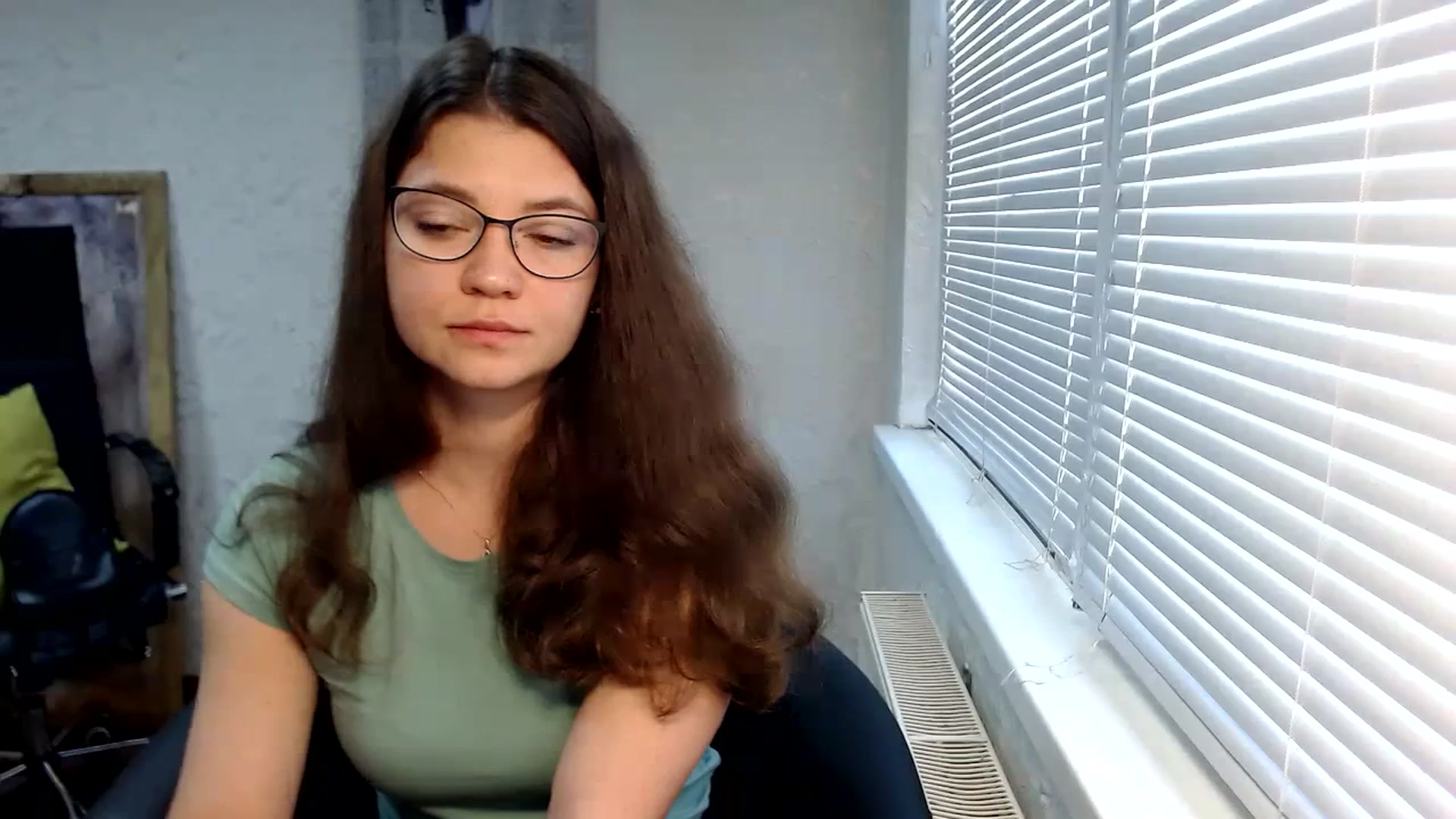 Gallery image thumbnail from SweetArinaA's myfreecams stream on, 09/27/2023, 12:28 image 2 of 20
