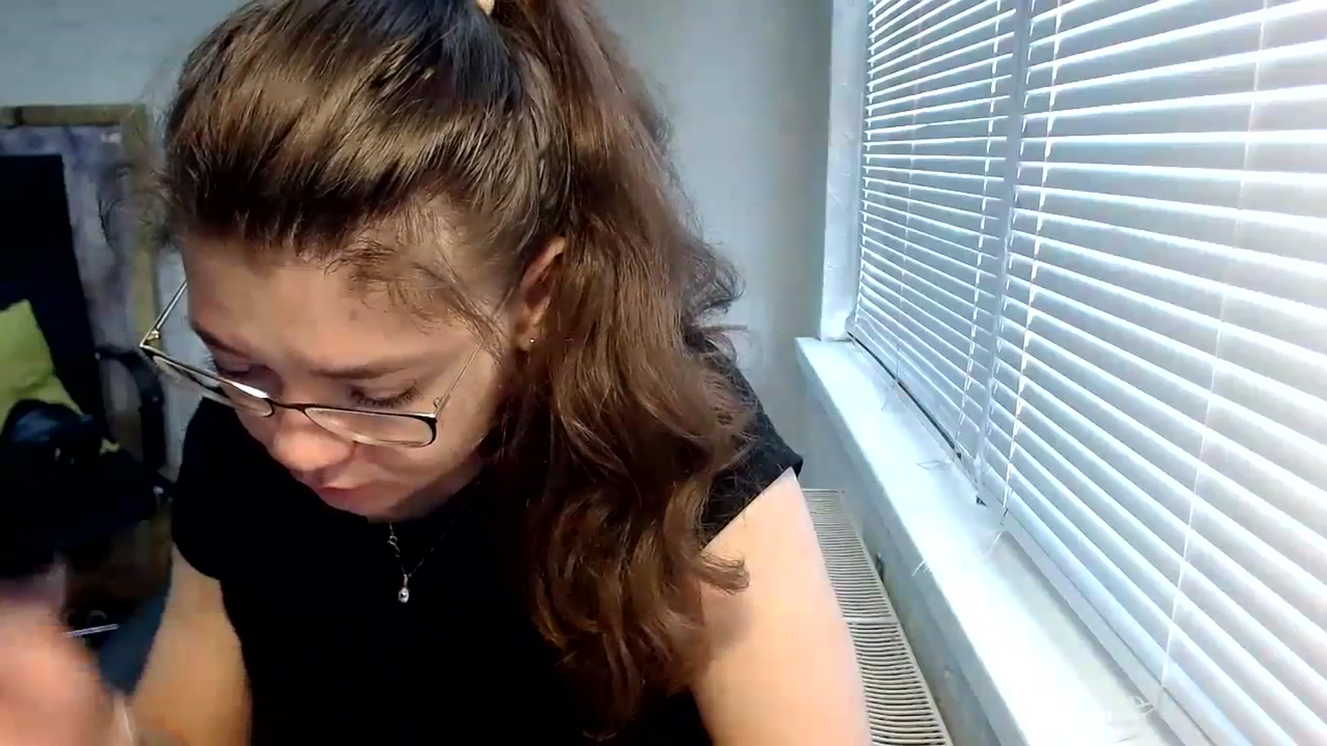 Gallery image thumbnail from SweetArinaA's myfreecams stream on, 09/28/2023, 07:03 image 11 of 20