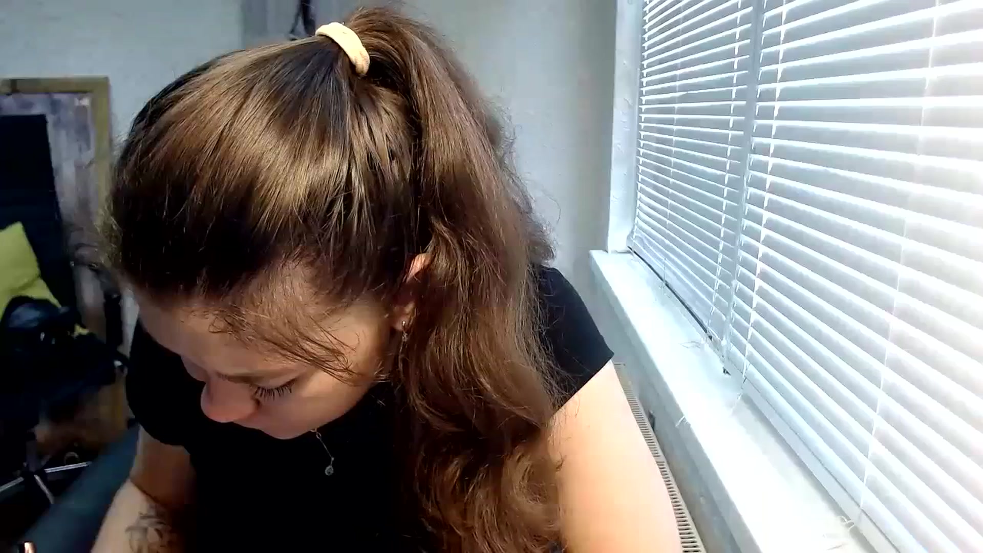 Gallery image thumbnail from SweetArinaA's myfreecams stream on, 09/28/2023, 07:03 image 1 of 20