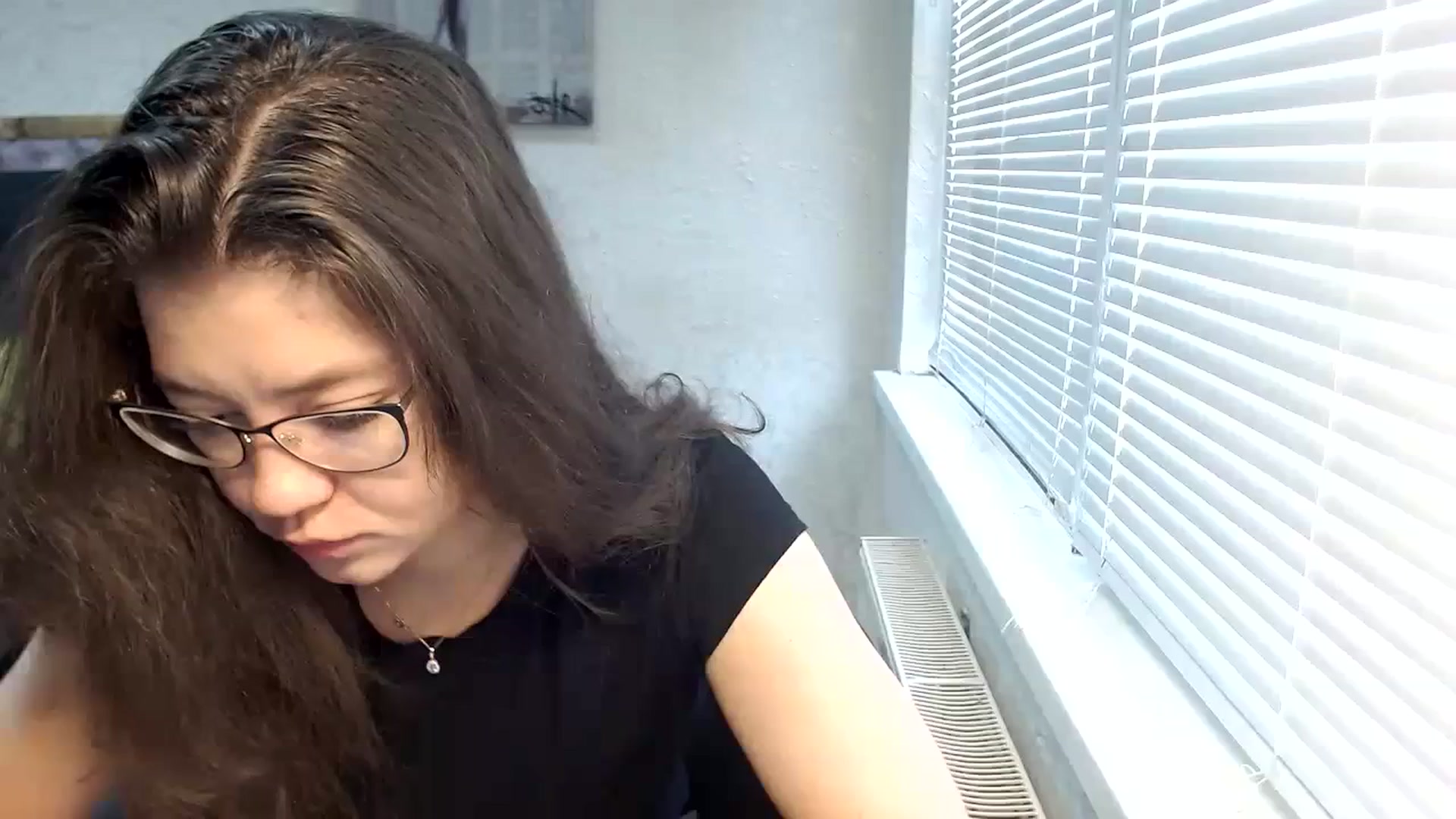 Gallery image thumbnail from SweetArinaA's myfreecams stream on, 09/28/2023, 07:03 image 18 of 20