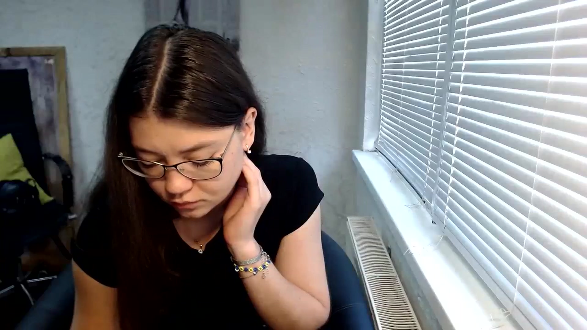 Gallery image thumbnail from SweetArinaA's myfreecams stream on, 09/28/2023, 07:53 image 12 of 20