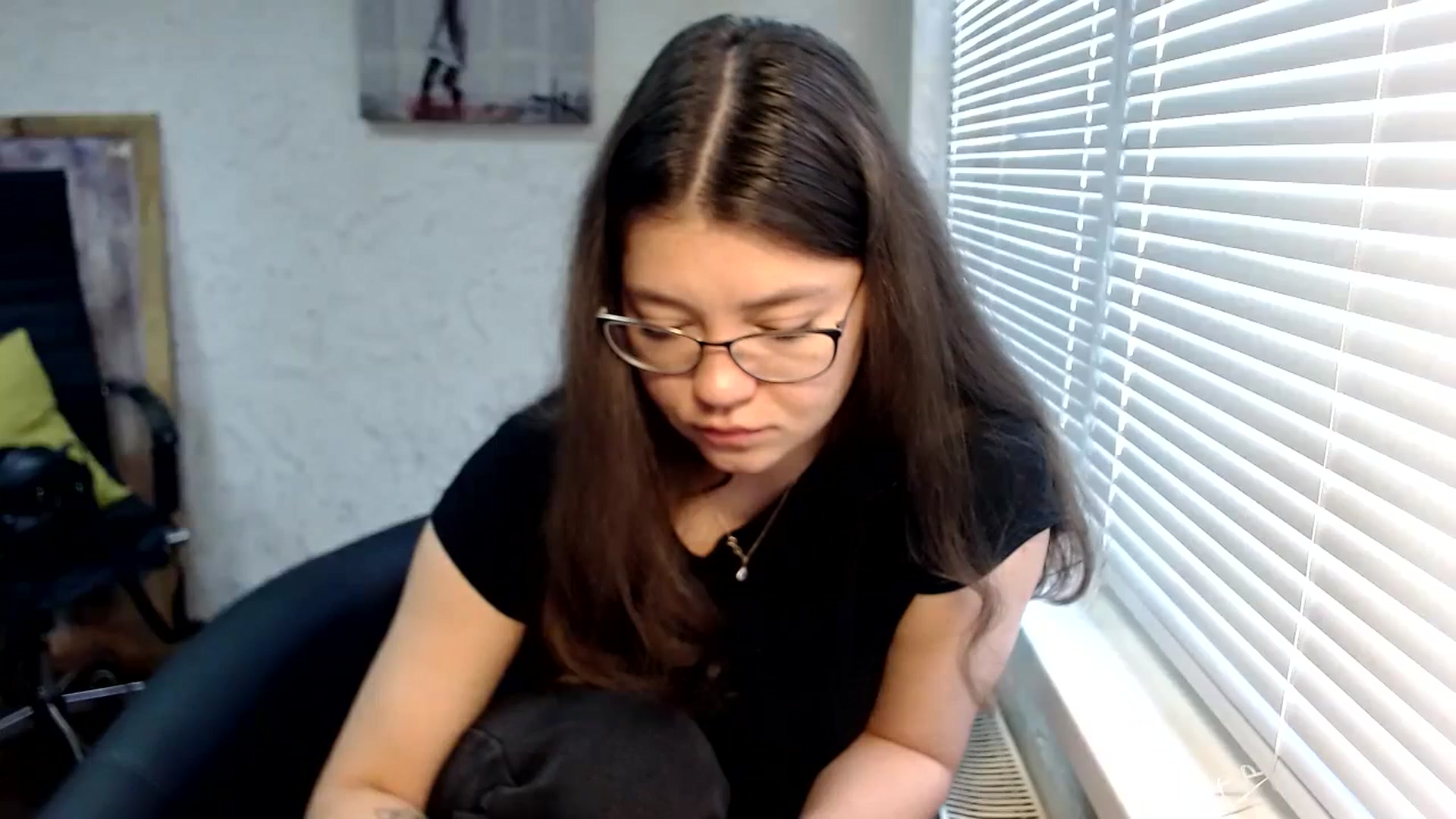 Gallery image thumbnail from SweetArinaA's myfreecams stream on, 09/28/2023, 07:53 image 17 of 20
