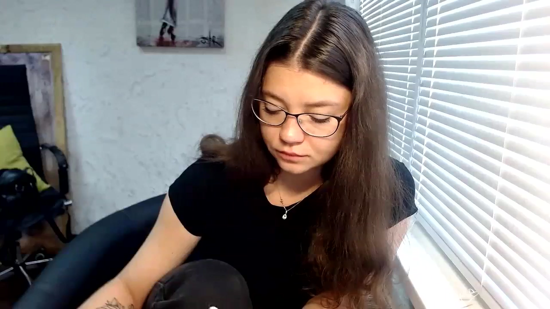 Gallery image thumbnail from SweetArinaA's myfreecams stream on, 09/28/2023, 07:53 image 4 of 20