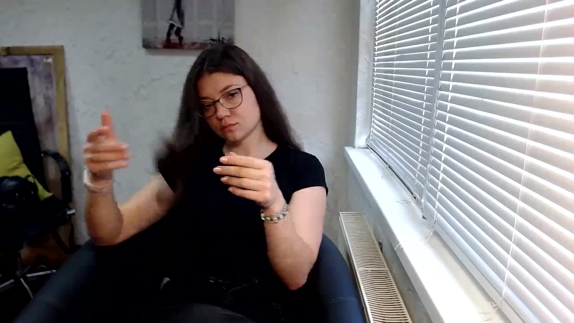 Gallery image thumbnail from SweetArinaA's myfreecams stream on, 09/28/2023, 07:53 image 5 of 20