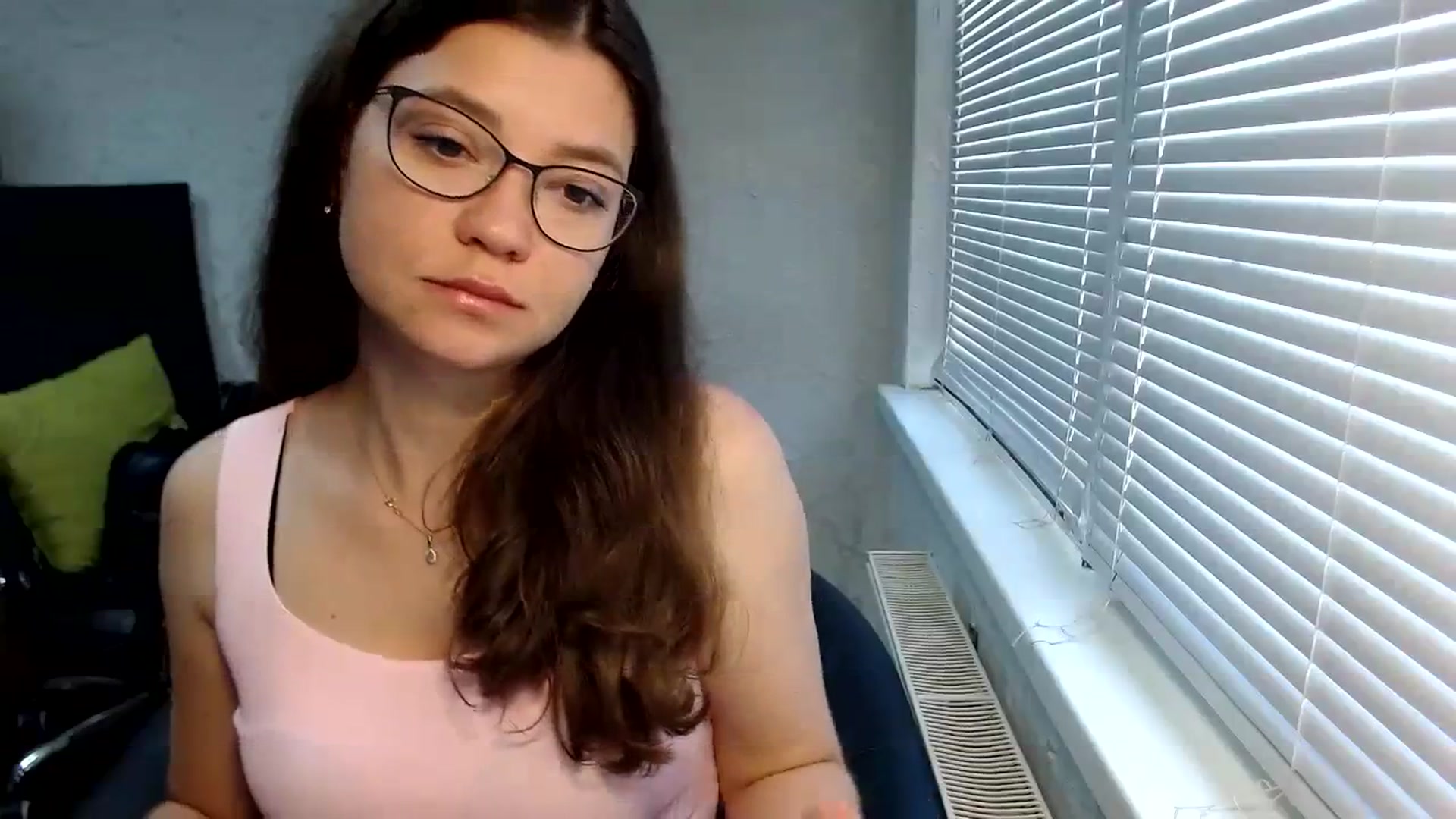 Gallery image thumbnail from SweetArinaA's myfreecams stream on, 09/28/2023, 10:38 image 11 of 20