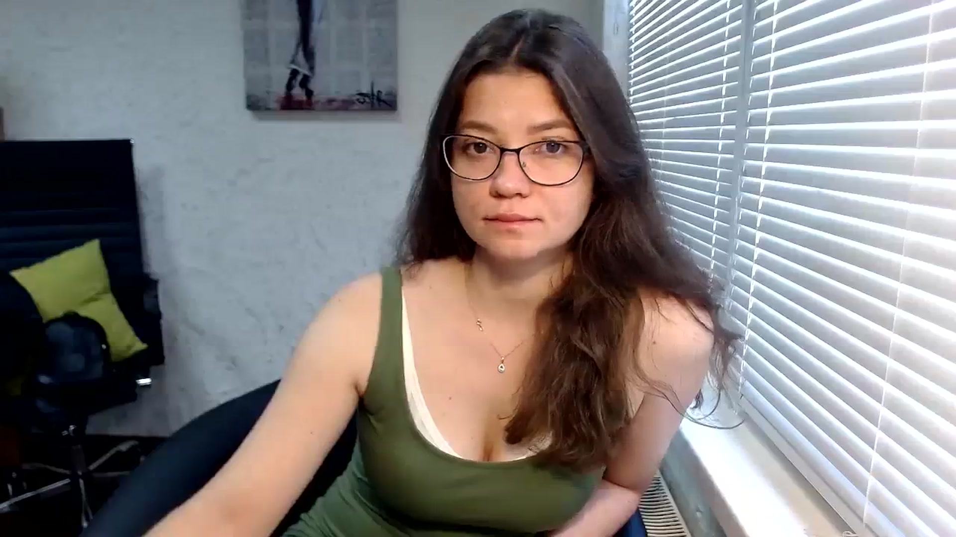 Gallery image thumbnail from SweetArinaA's myfreecams stream on, 09/29/2023, 07:54 image 14 of 20