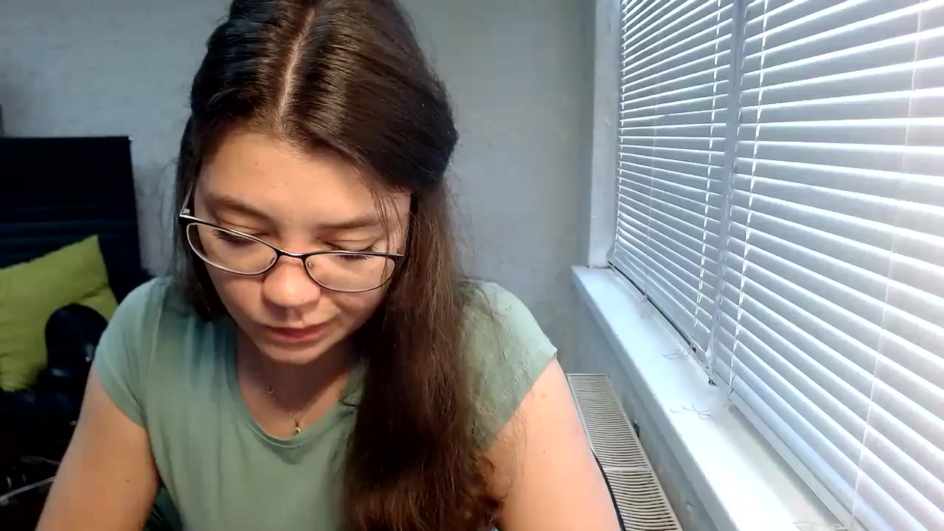 Gallery image thumbnail from SweetArinaA's myfreecams stream on, 09/29/2023, 10:28 image 19 of 20