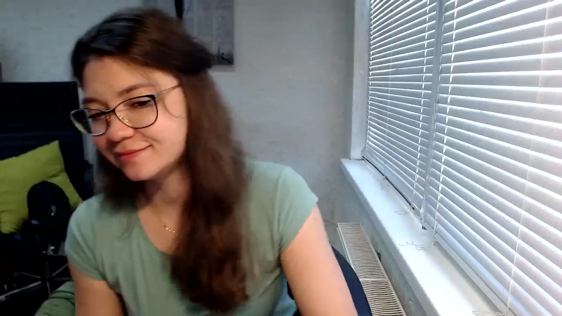 Gallery image thumbnail from SweetArinaA's myfreecams stream on, 09/29/2023, 10:28 image 8 of 20