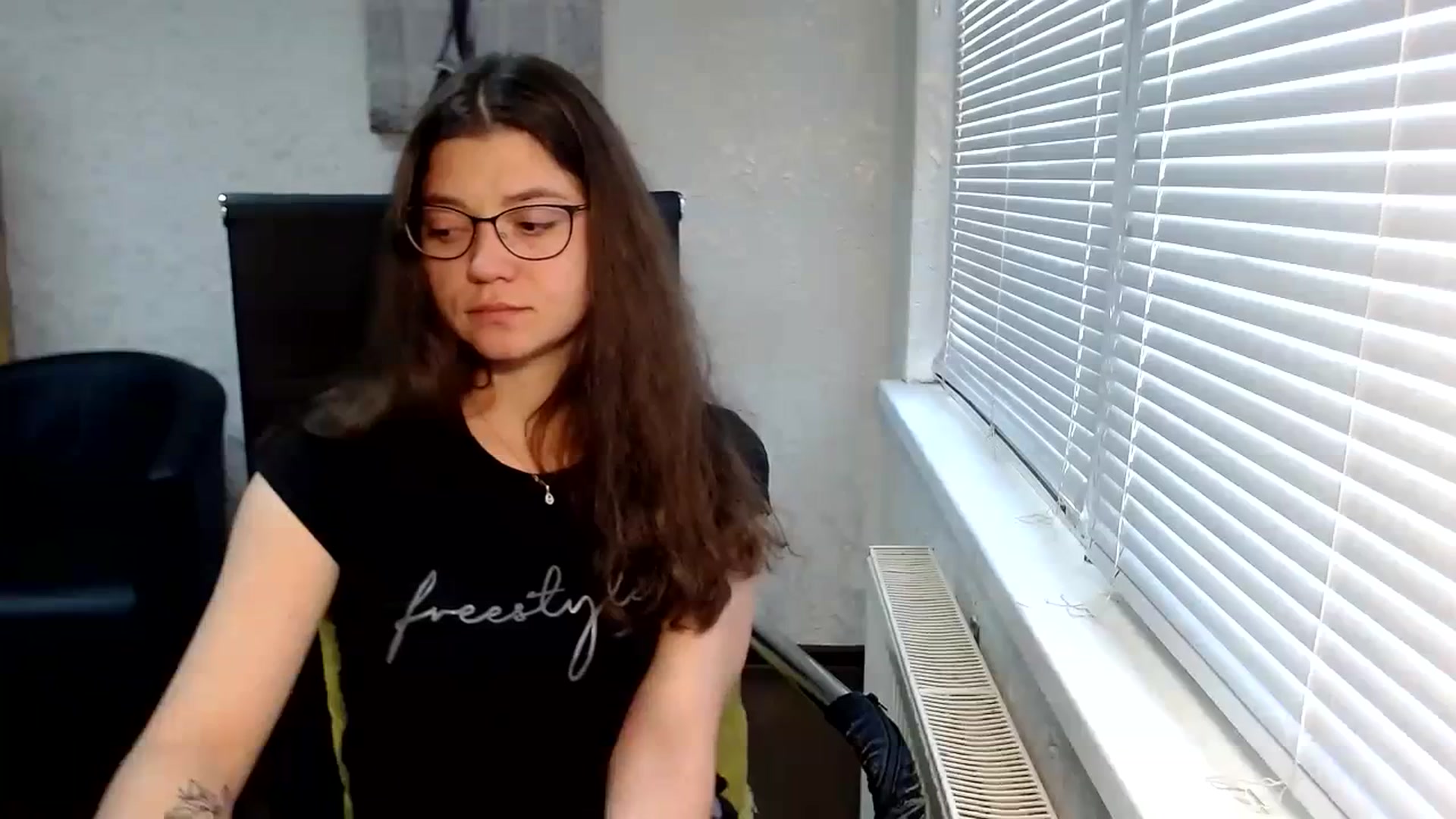 Gallery image thumbnail from SweetArinaA's myfreecams stream on, 09/30/2023, 12:43 image 9 of 20