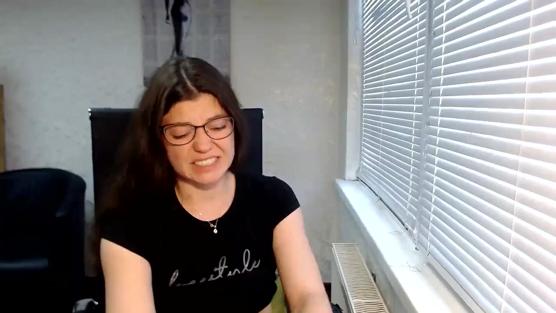 Gallery image thumbnail from SweetArinaA's myfreecams stream on, 09/30/2023, 12:43 image 4 of 20