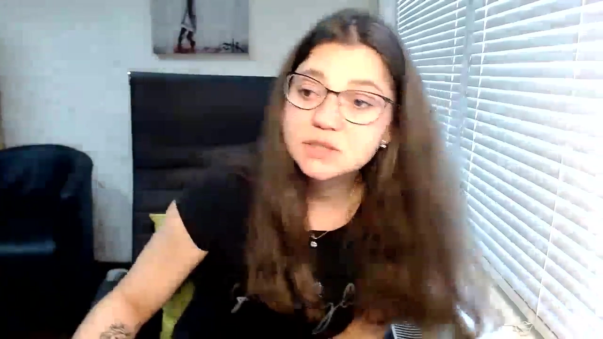 Gallery image thumbnail from SweetArinaA's myfreecams stream on, 09/30/2023, 12:43 image 17 of 20