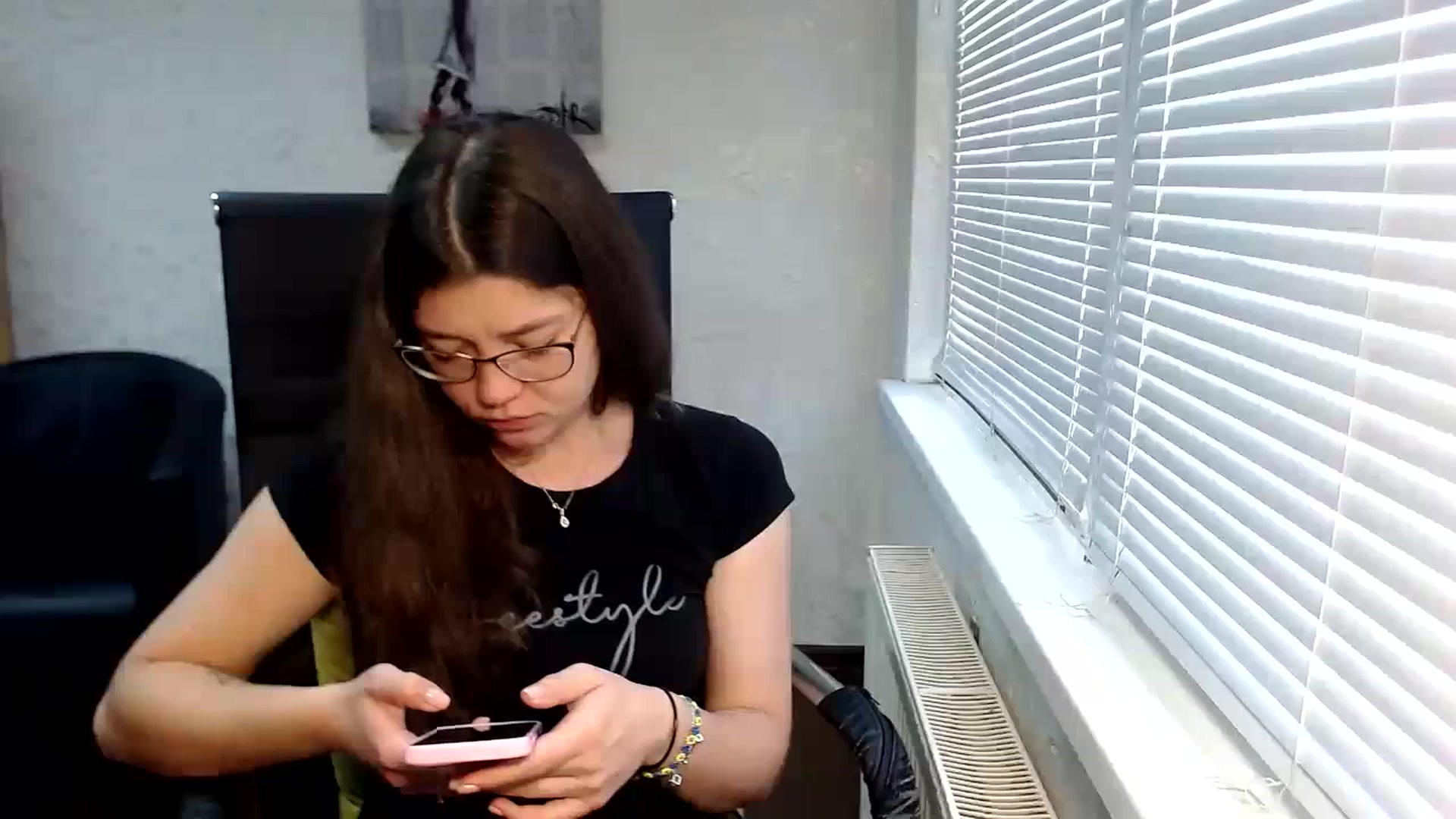Gallery image thumbnail from SweetArinaA's myfreecams stream on, 09/30/2023, 12:43 image 20 of 20