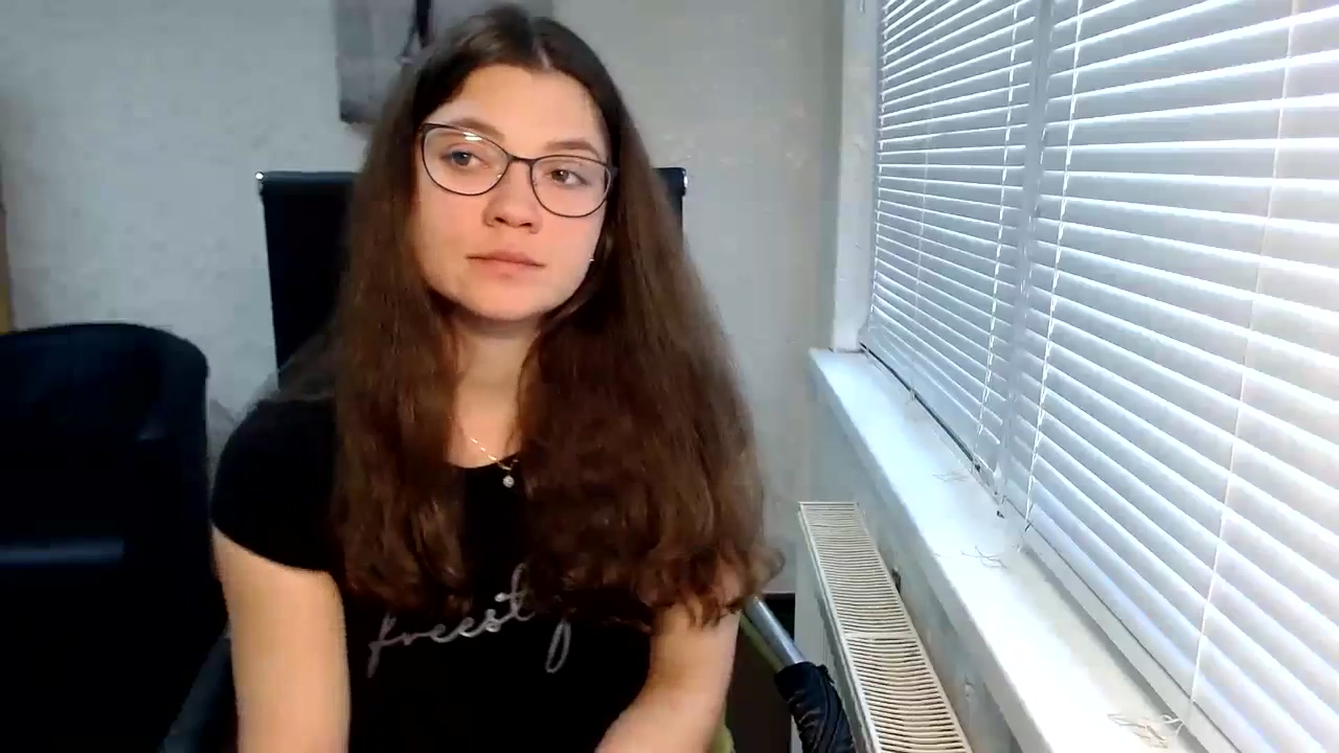 Gallery image thumbnail from SweetArinaA's myfreecams stream on, 09/30/2023, 12:43 image 16 of 20