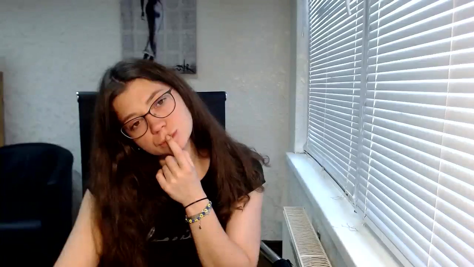 Gallery image thumbnail from SweetArinaA's myfreecams stream on, 09/30/2023, 12:43 image 2 of 20