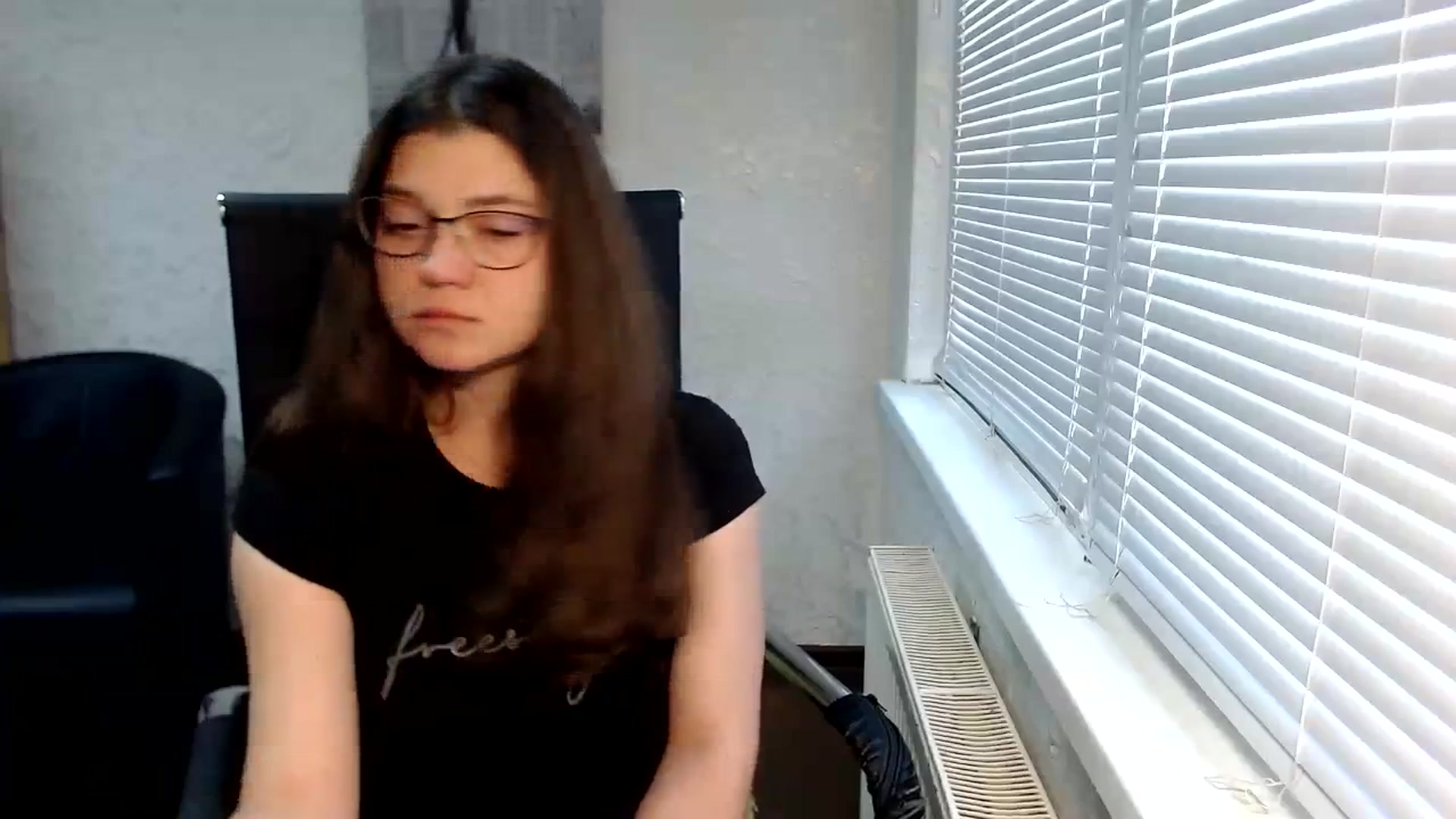 Gallery image thumbnail from SweetArinaA's myfreecams stream on, 09/30/2023, 12:43 image 11 of 20