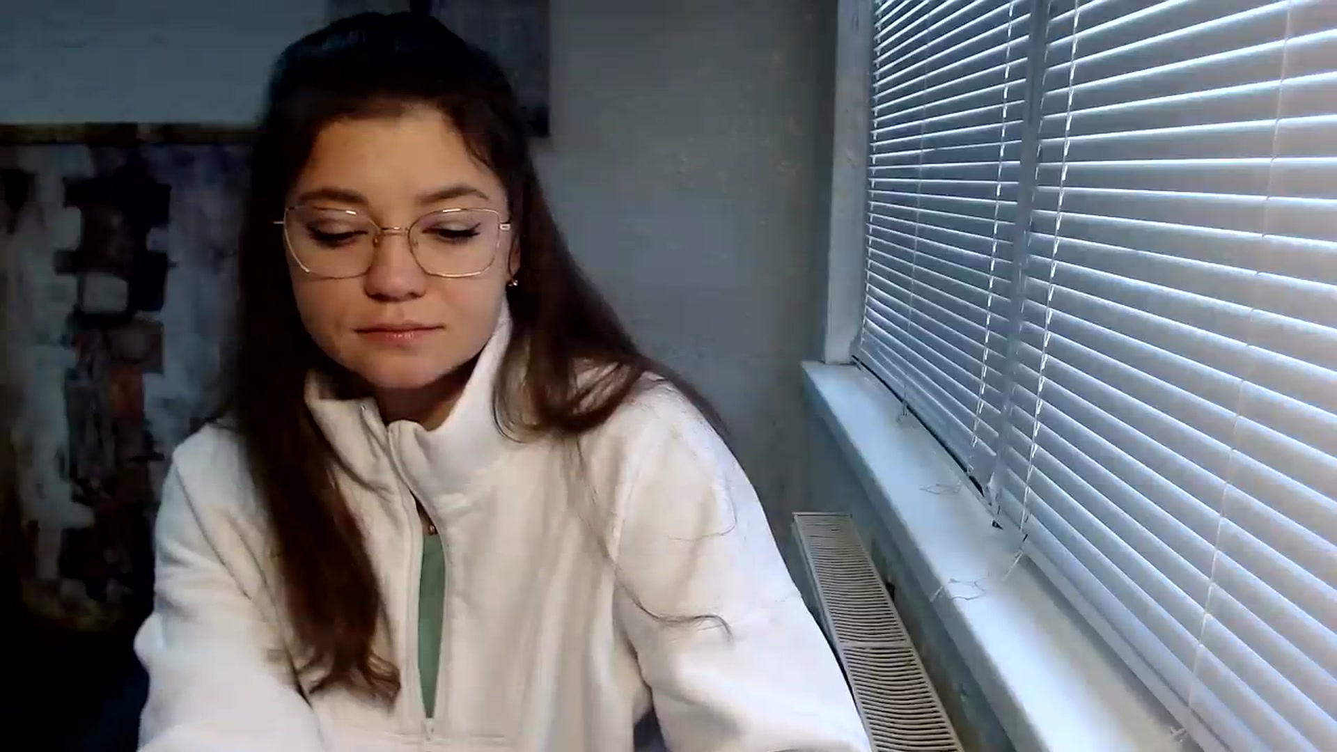 Gallery image thumbnail from SweetArinaA's myfreecams stream on, 11/09/2023, 12:44 image 13 of 20
