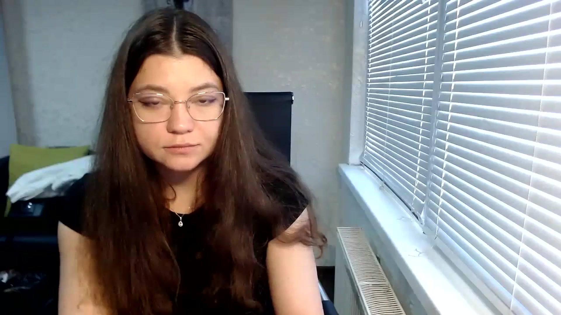 Gallery image thumbnail from SweetArinaA's myfreecams stream on, 11/13/2023, 11:27 image 7 of 20