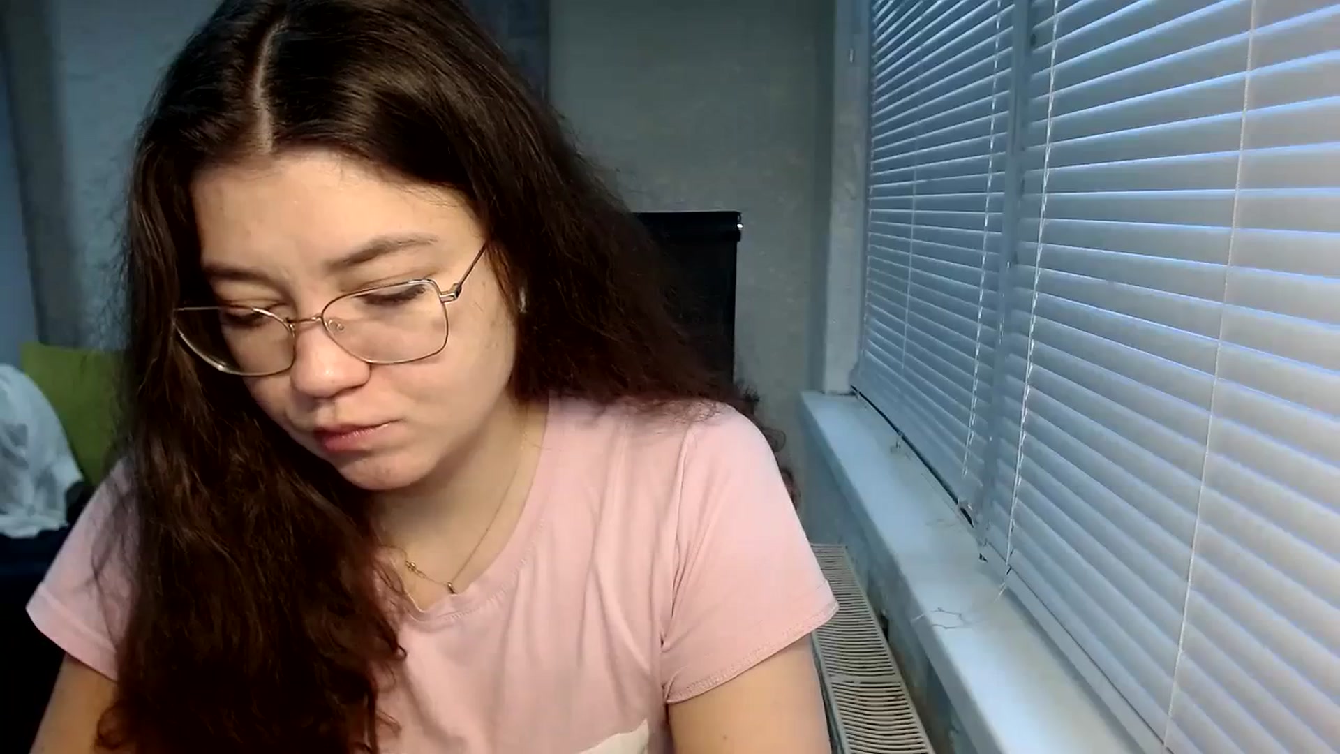 Gallery image thumbnail from SweetArinaA's myfreecams stream on, 11/15/2023, 13:47 image 10 of 20