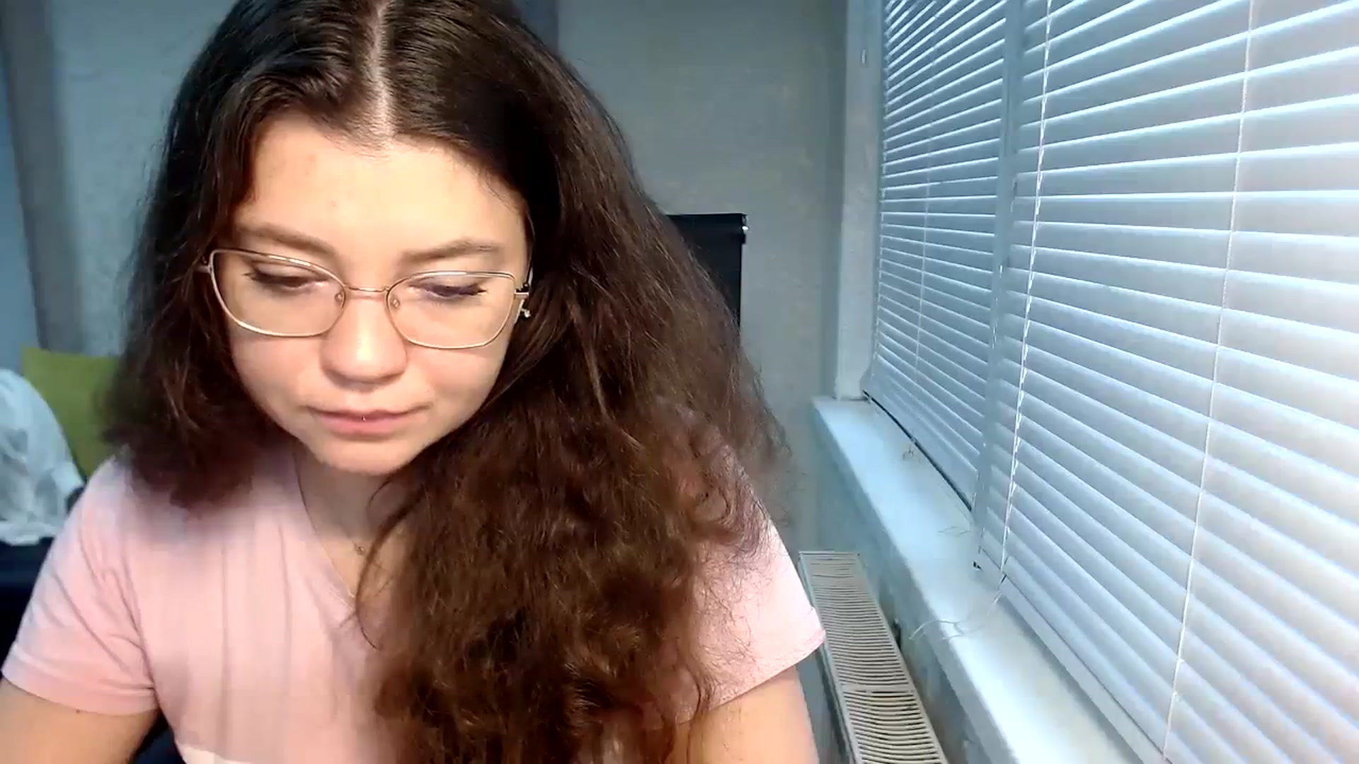 Gallery image thumbnail from SweetArinaA's myfreecams stream on, 11/15/2023, 13:47 image 7 of 20