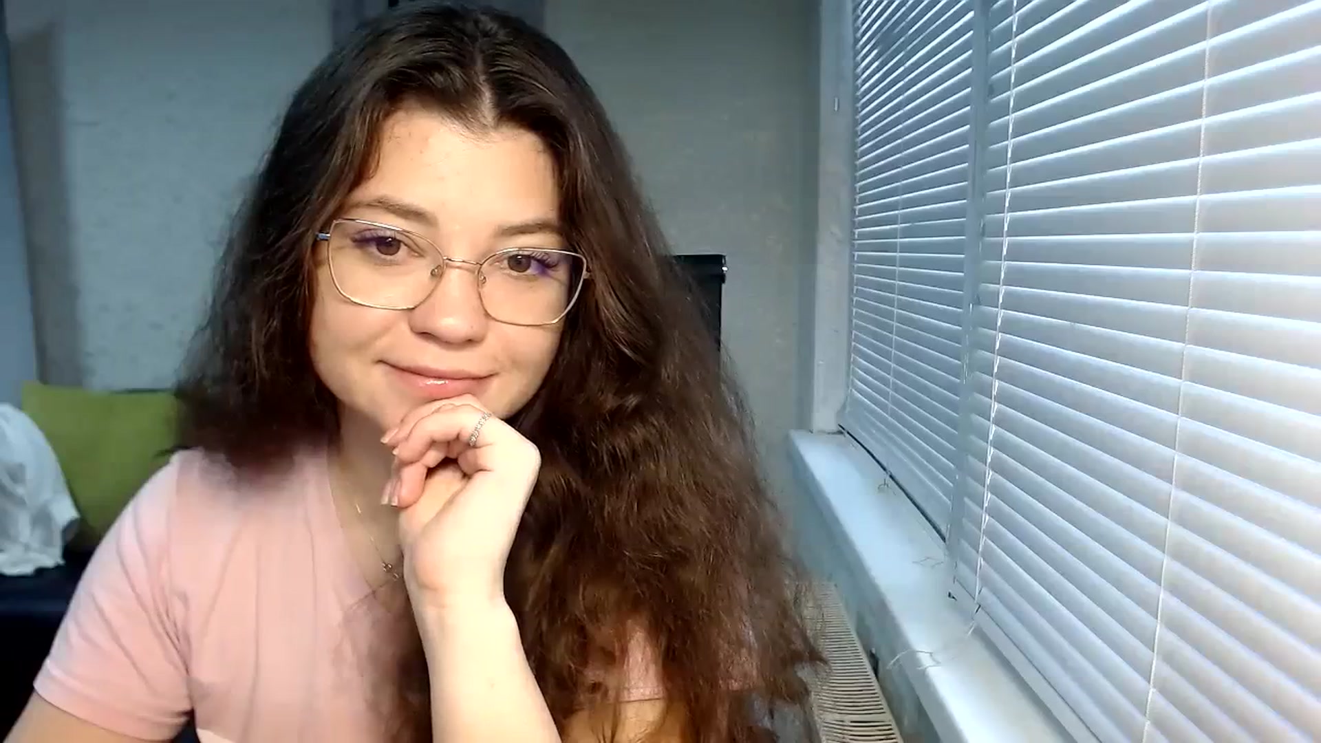 Gallery image thumbnail from SweetArinaA's myfreecams stream on, 11/15/2023, 13:47 image 5 of 20
