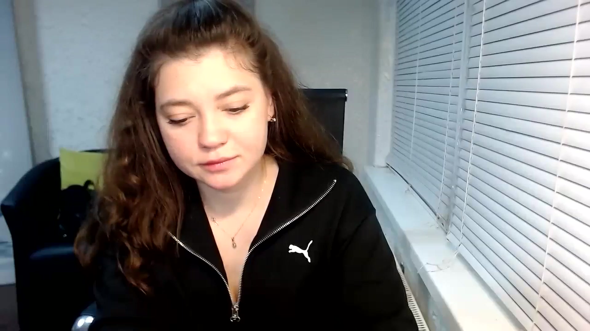Gallery image thumbnail from SweetArinaA's myfreecams stream on, 11/19/2023, 14:21 image 18 of 20