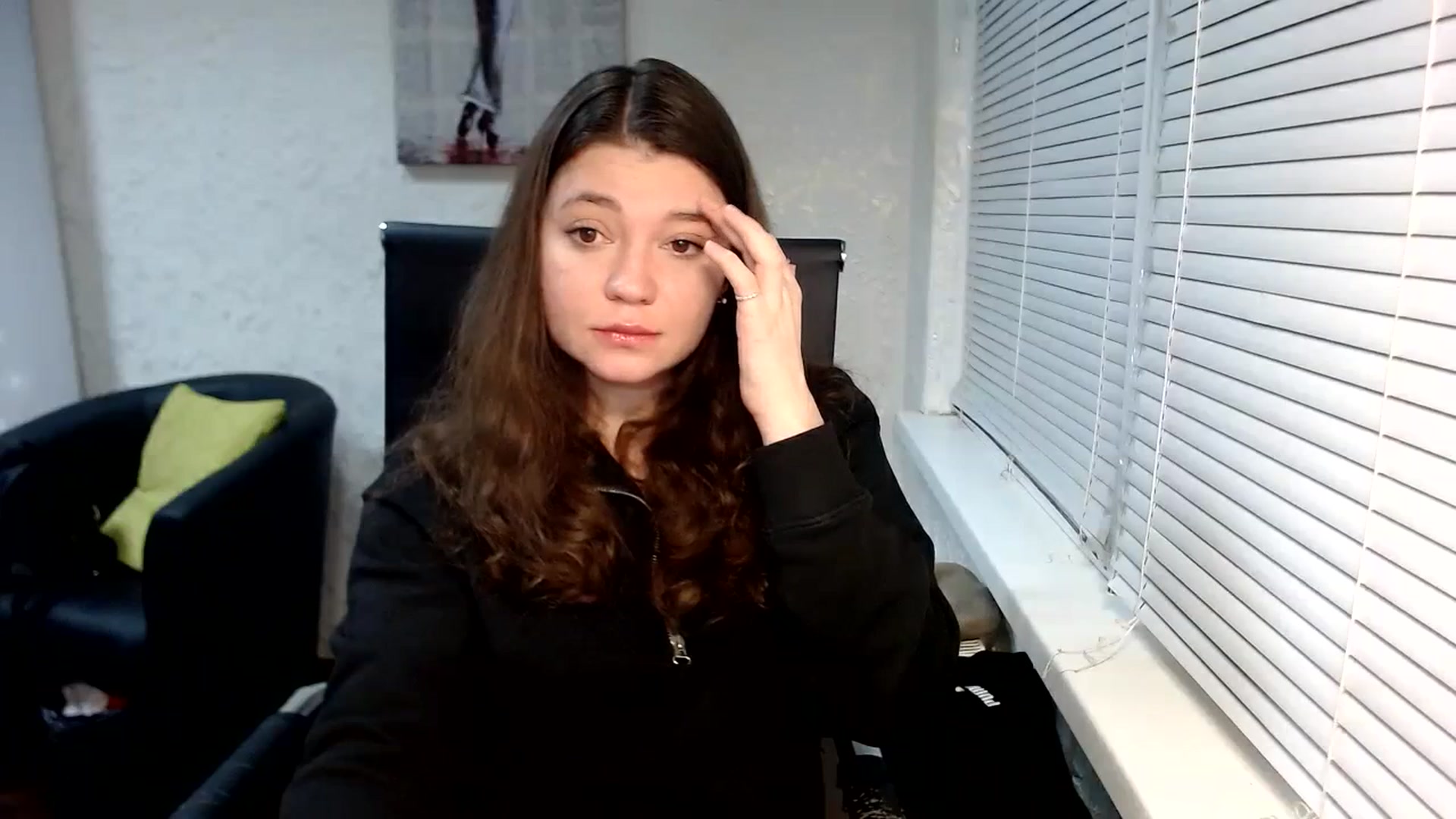Gallery image thumbnail from SweetArinaA's myfreecams stream on, 11/26/2023, 16:32 image 6 of 20