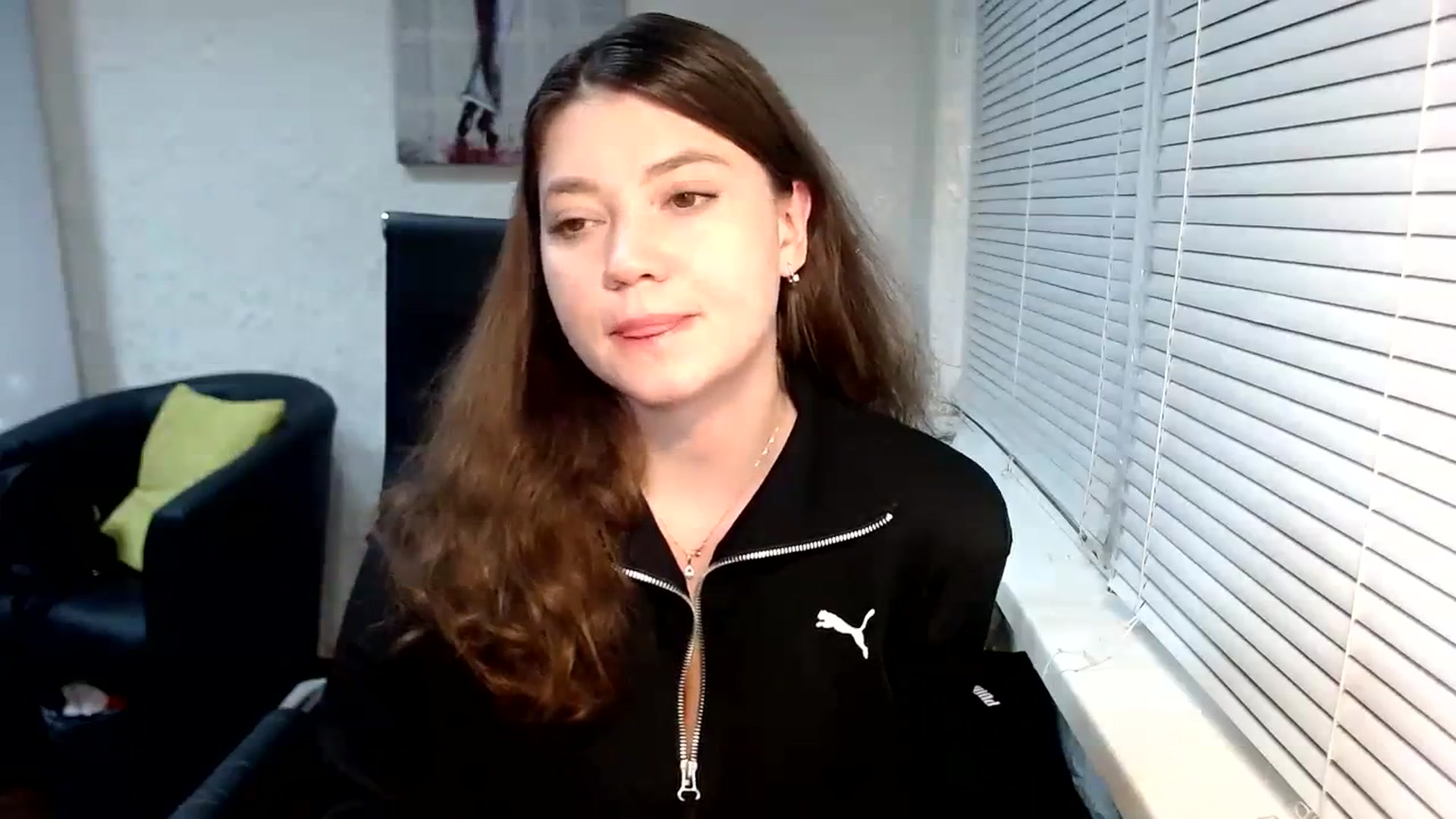 Gallery image thumbnail from SweetArinaA's myfreecams stream on, 11/26/2023, 16:32 image 11 of 20