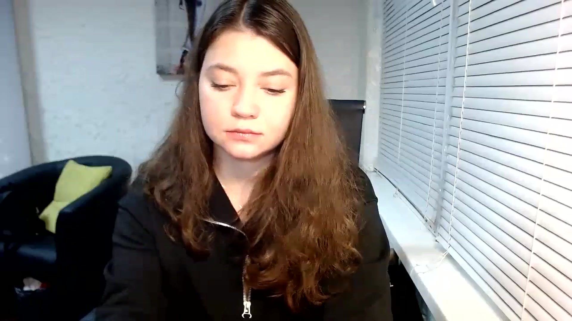 Gallery image thumbnail from SweetArinaA's myfreecams stream on, 11/26/2023, 16:32 image 17 of 20