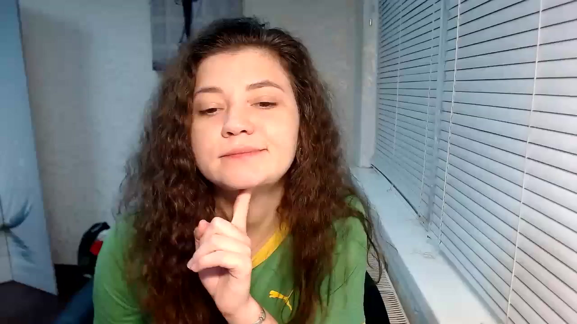 Gallery image thumbnail from SweetArinaA's myfreecams stream on, 11/30/2023, 14:40 image 13 of 20