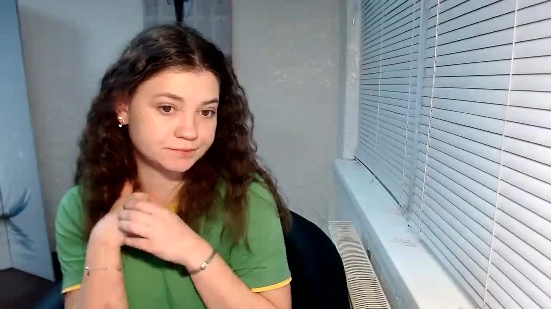 Gallery image thumbnail from SweetArinaA's myfreecams stream on, 11/30/2023, 14:40 image 20 of 20