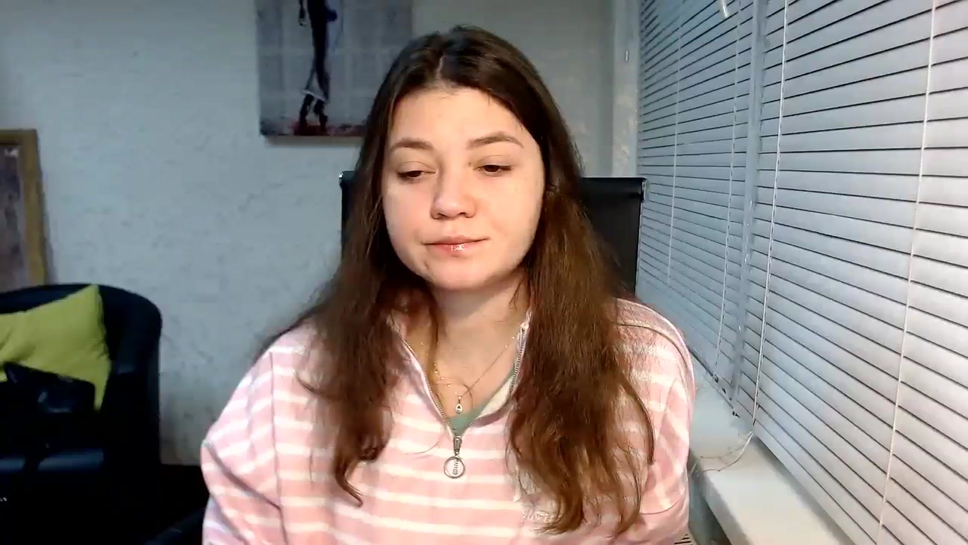 Gallery image thumbnail from SweetArinaA's myfreecams stream on, 12/03/2023, 14:59 image 14 of 20