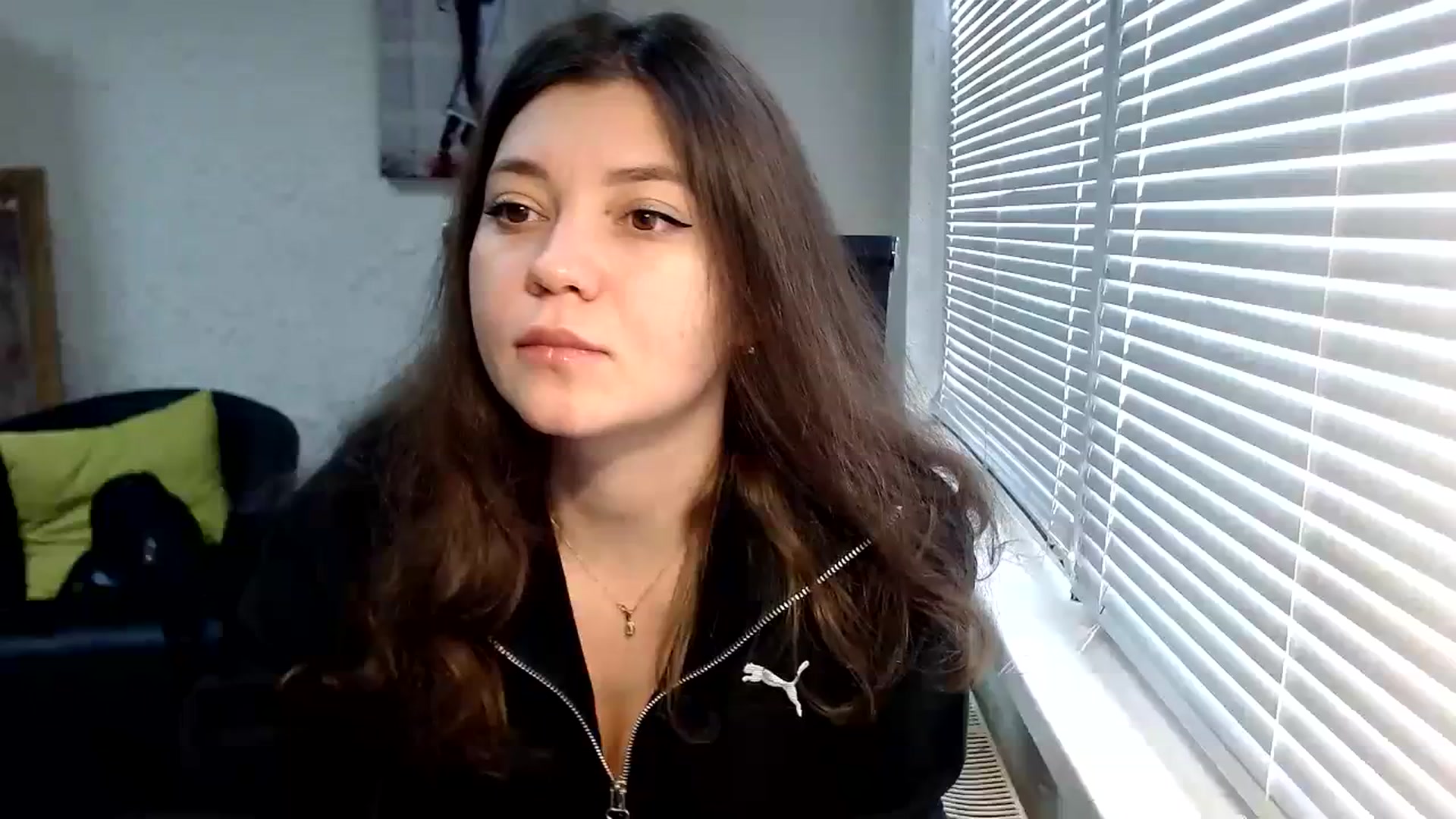 Gallery image thumbnail from SweetArinaA's myfreecams stream on, 12/05/2023, 11:44 image 19 of 20