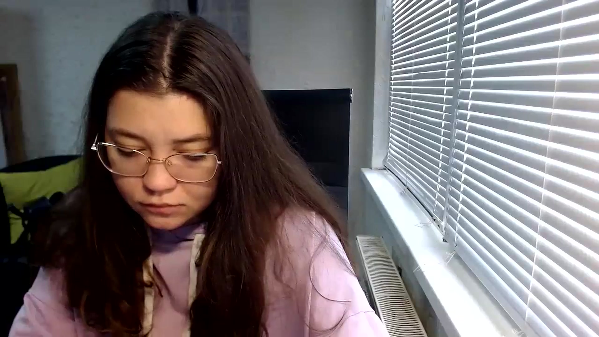 Gallery image thumbnail from SweetArinaA's myfreecams stream on, 12/06/2023, 10:23 image 16 of 20