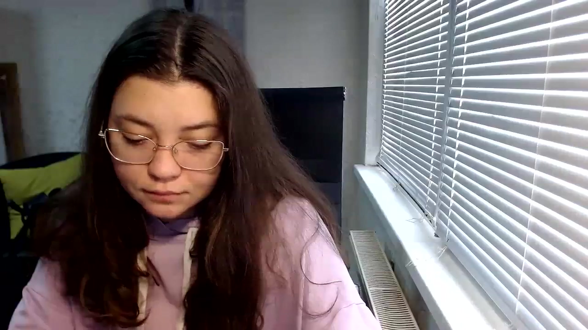 Gallery image thumbnail from SweetArinaA's myfreecams stream on, 12/06/2023, 10:23 image 15 of 20