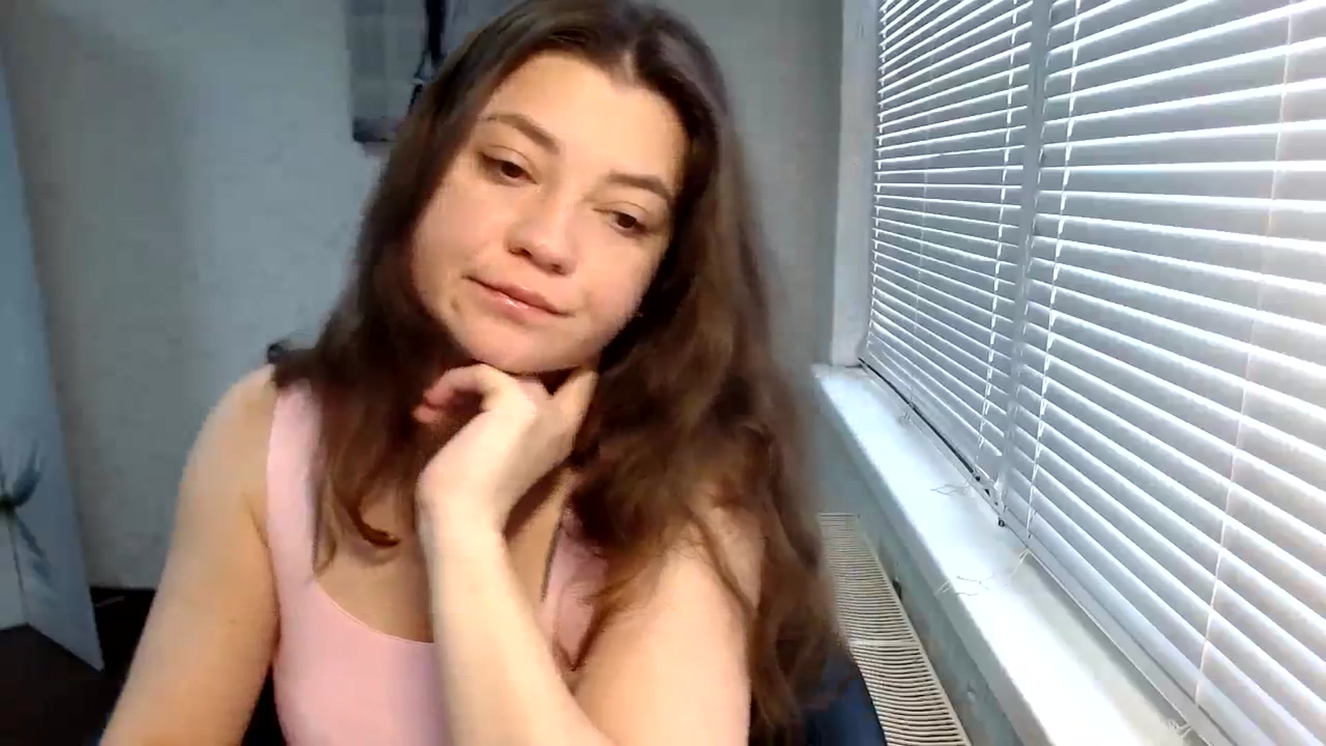 Gallery image thumbnail from SweetArinaA's myfreecams stream on, 12/08/2023, 10:40 image 17 of 20
