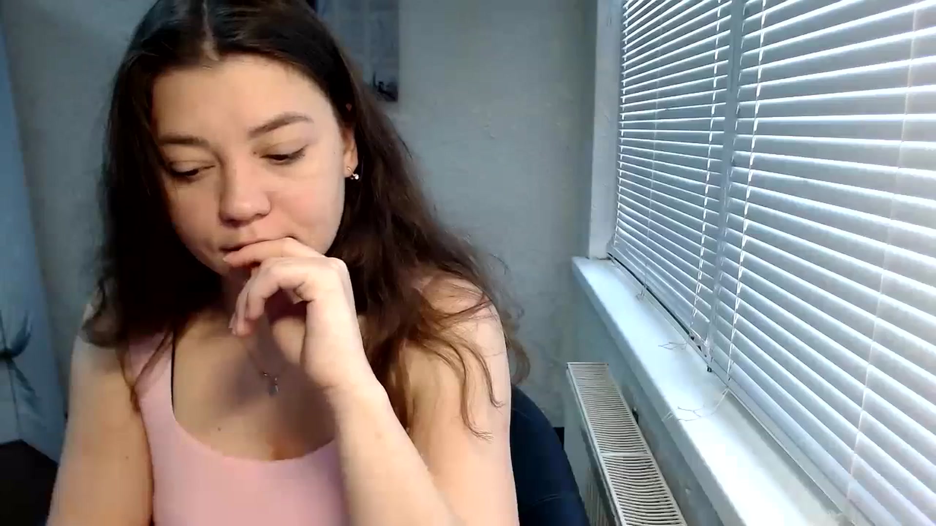 Gallery image thumbnail from SweetArinaA's myfreecams stream on, 12/08/2023, 10:40 image 2 of 20