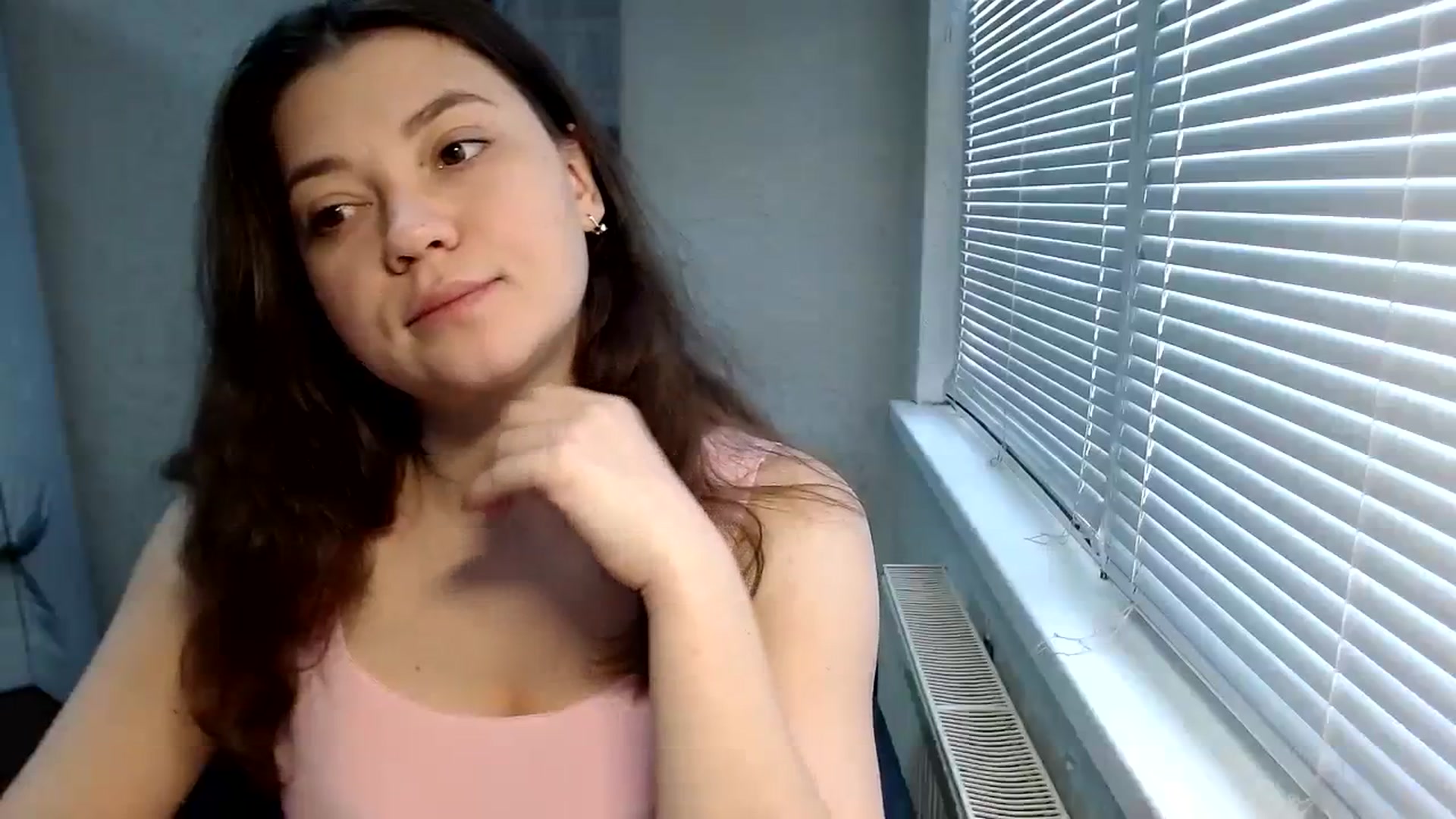 Gallery image thumbnail from SweetArinaA's myfreecams stream on, 12/08/2023, 10:40 image 3 of 20