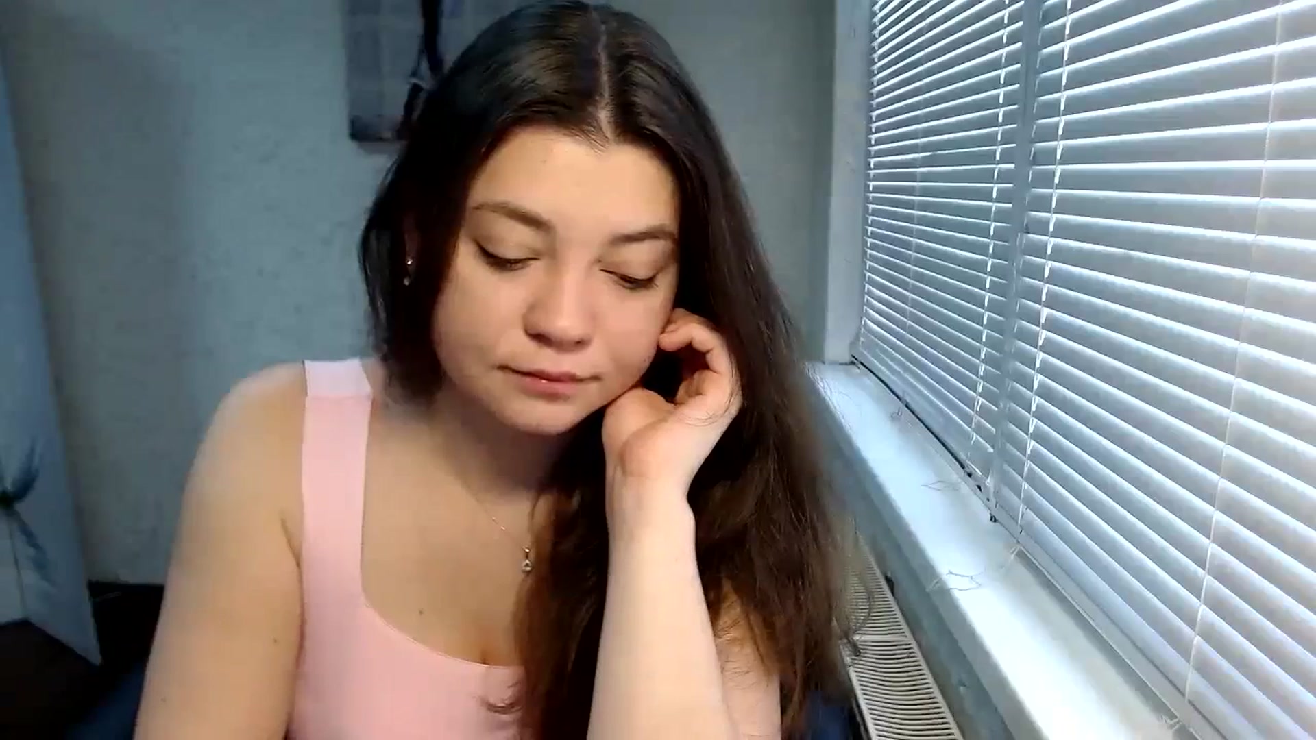 Gallery image thumbnail from SweetArinaA's myfreecams stream on, 12/08/2023, 10:40 image 13 of 20