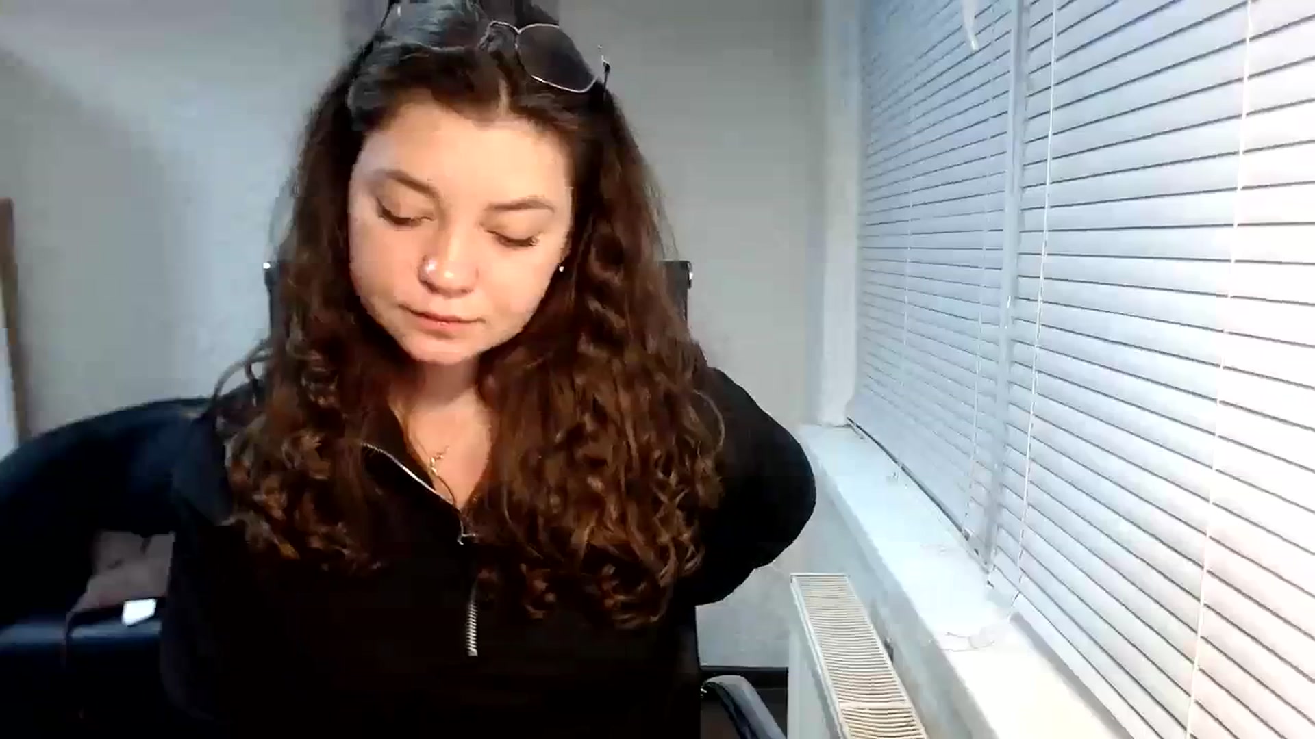 Gallery image thumbnail from SweetArinaA's myfreecams stream on, 12/11/2023, 14:01 image 18 of 20