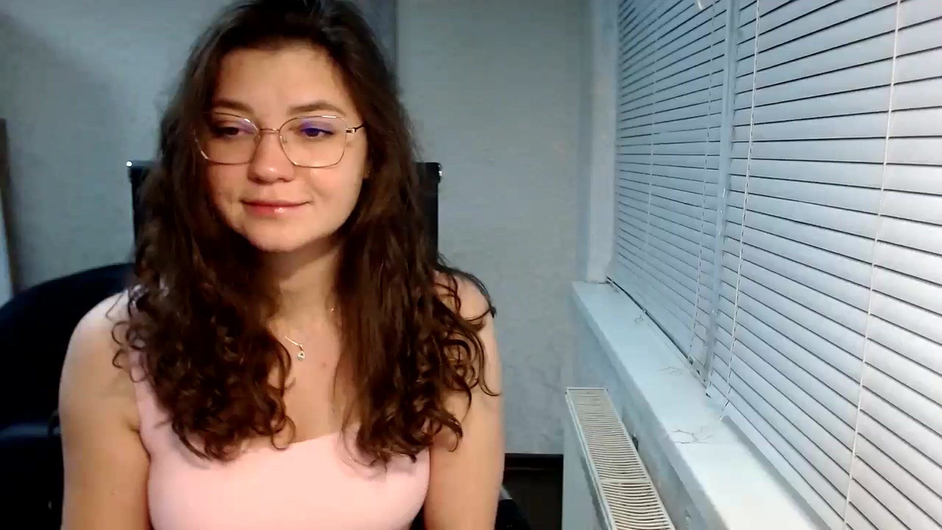 Gallery image thumbnail from SweetArinaA's myfreecams stream on, 12/11/2023, 14:58 image 15 of 20