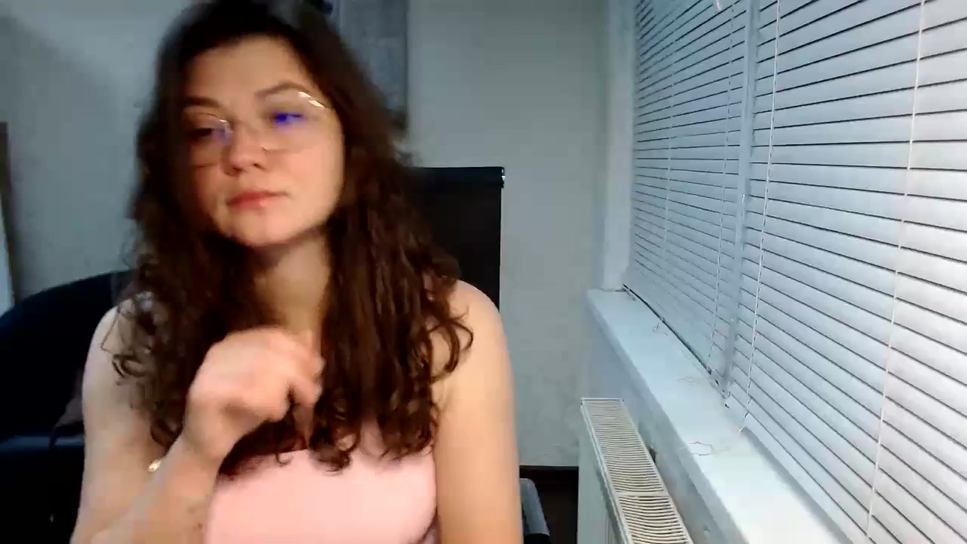 Gallery image thumbnail from SweetArinaA's myfreecams stream on, 12/11/2023, 14:58 image 19 of 20